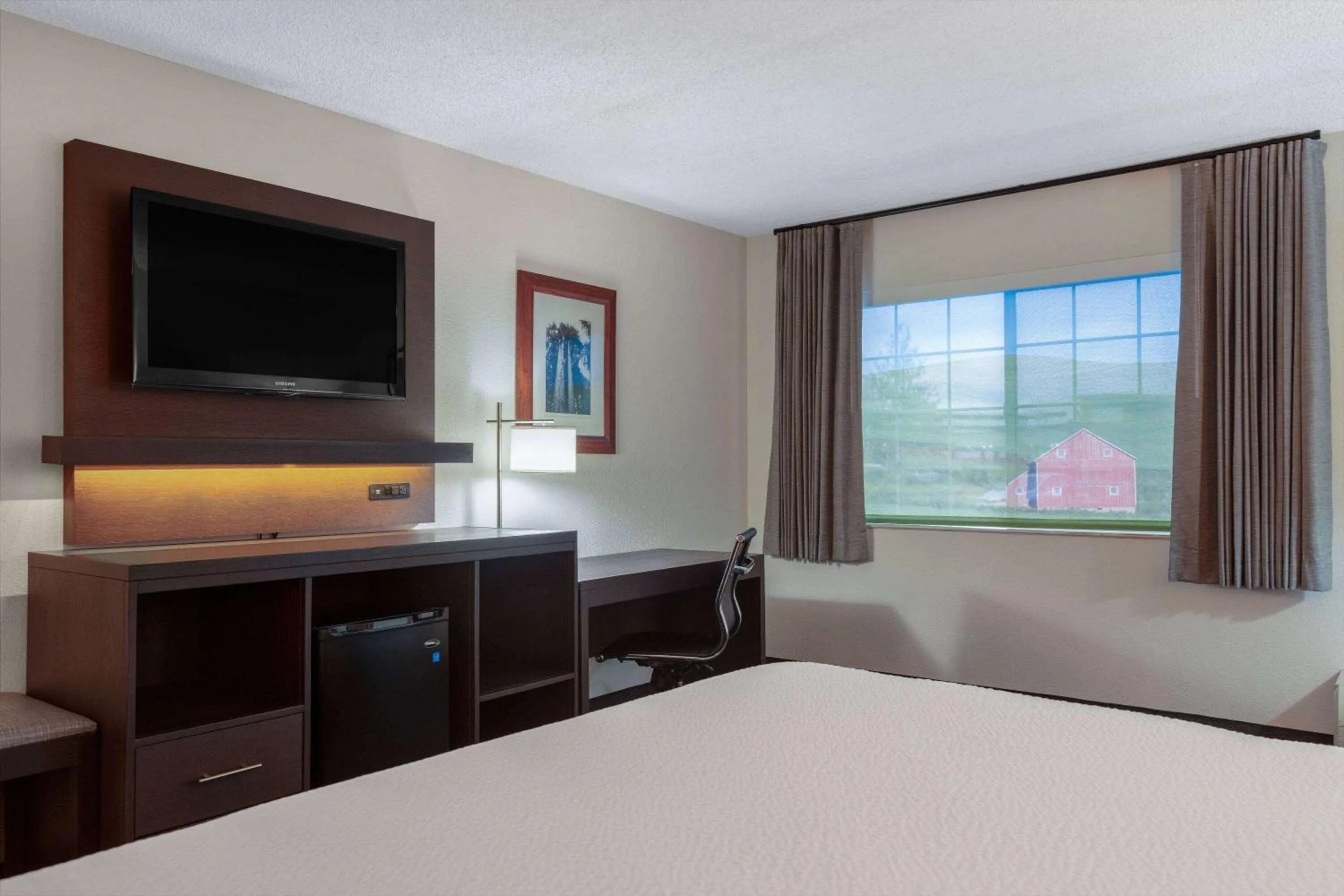 Photo of the whole room, Bed in Ramada by Wyndham Spokane Airport