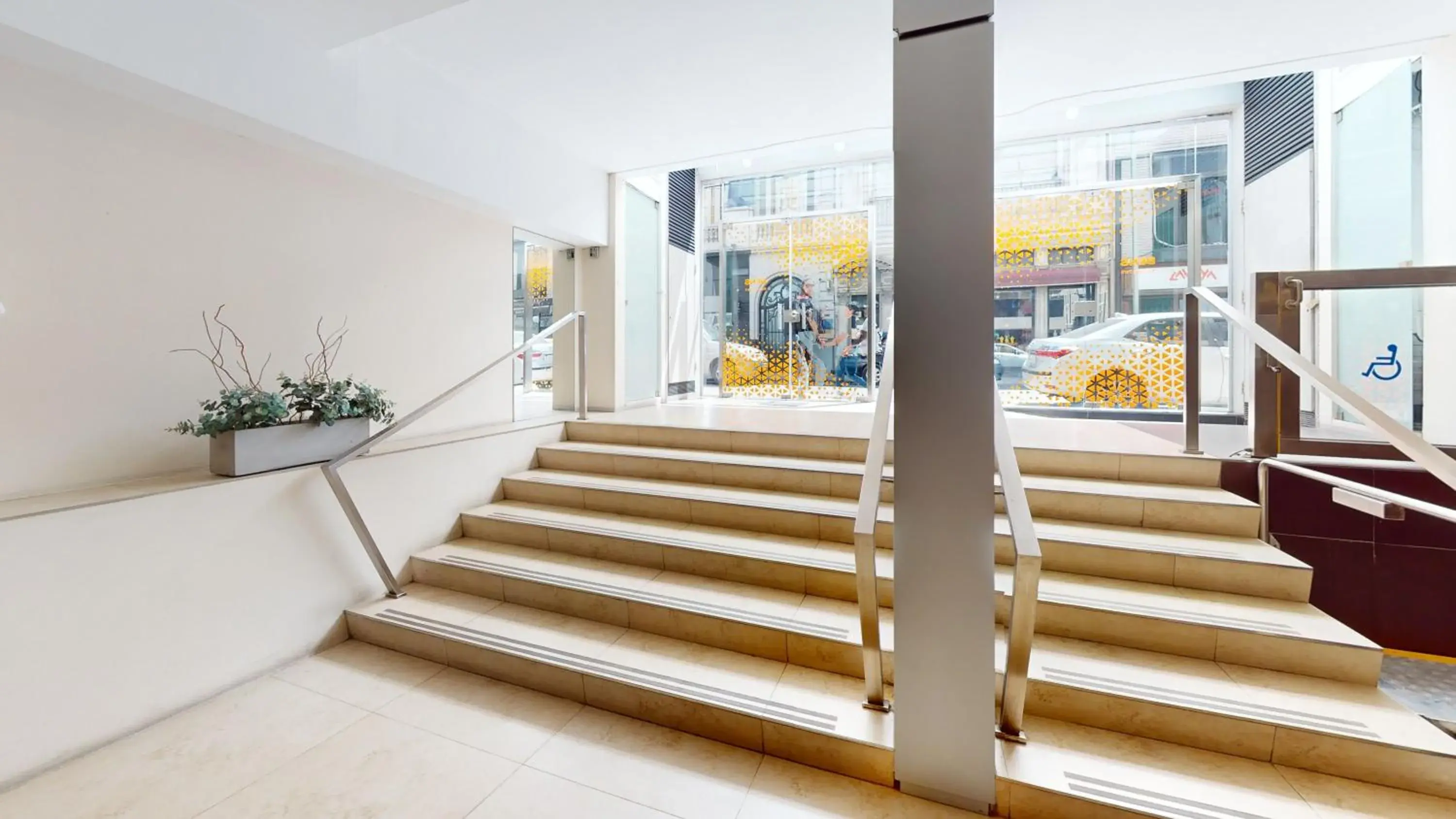 Lobby or reception in BENS - Recoleta Park Lobby or reception in BENS - Recoleta Park