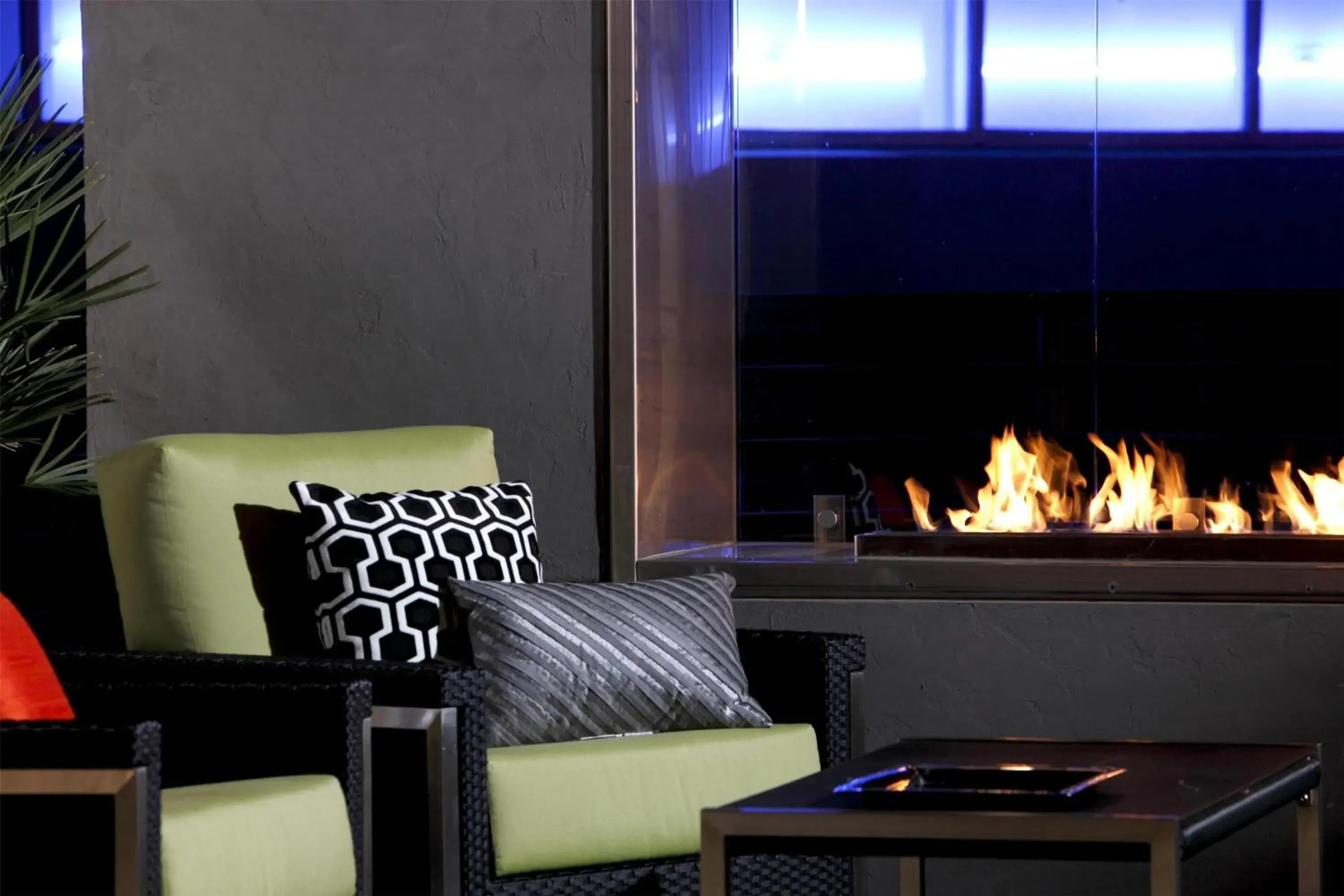 Lounge or bar in Hyatt House Charlotte Center City Lounge or bar in Hyatt House Charlotte Center City