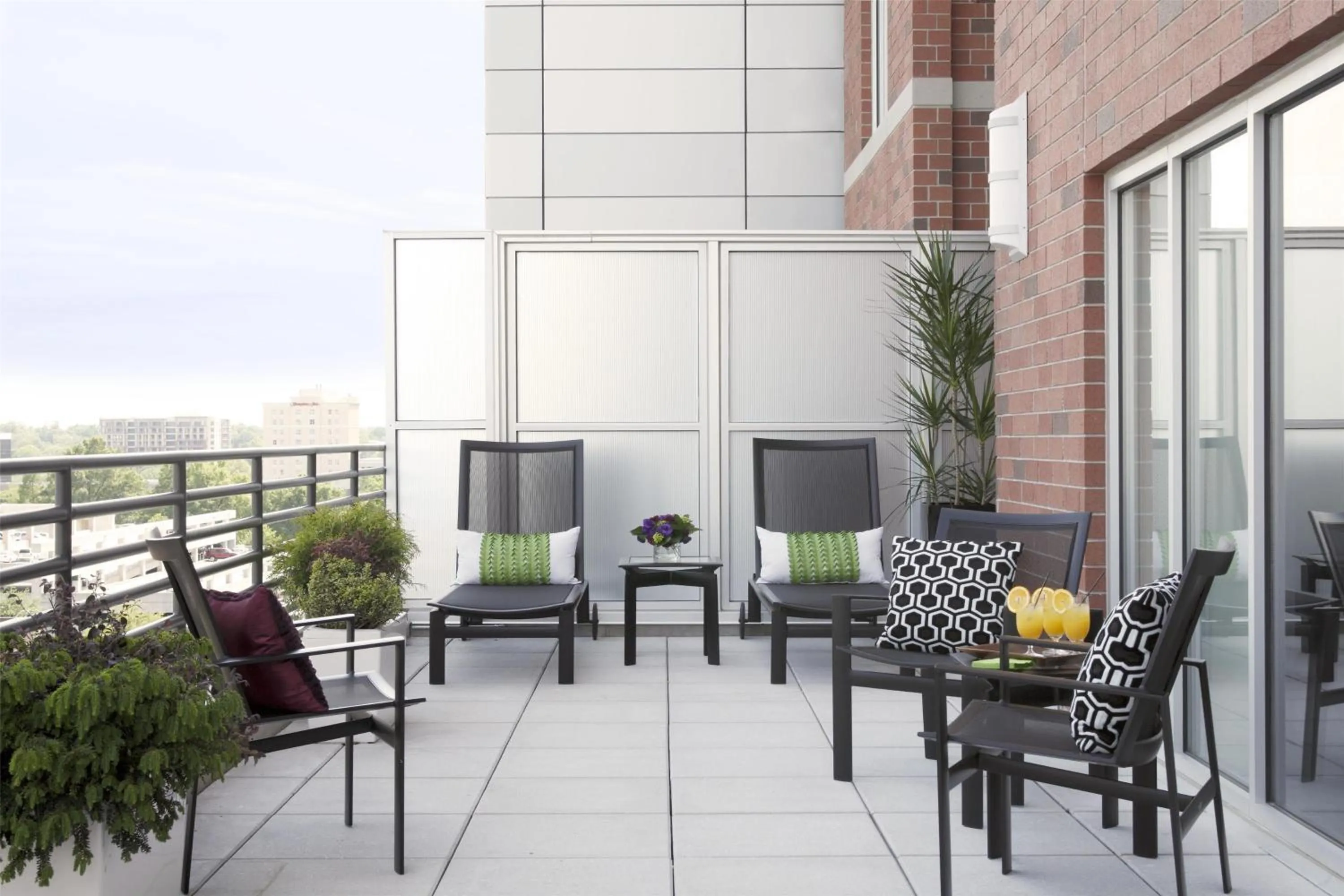 Photo of the whole room in Hyatt House Charlotte Center City