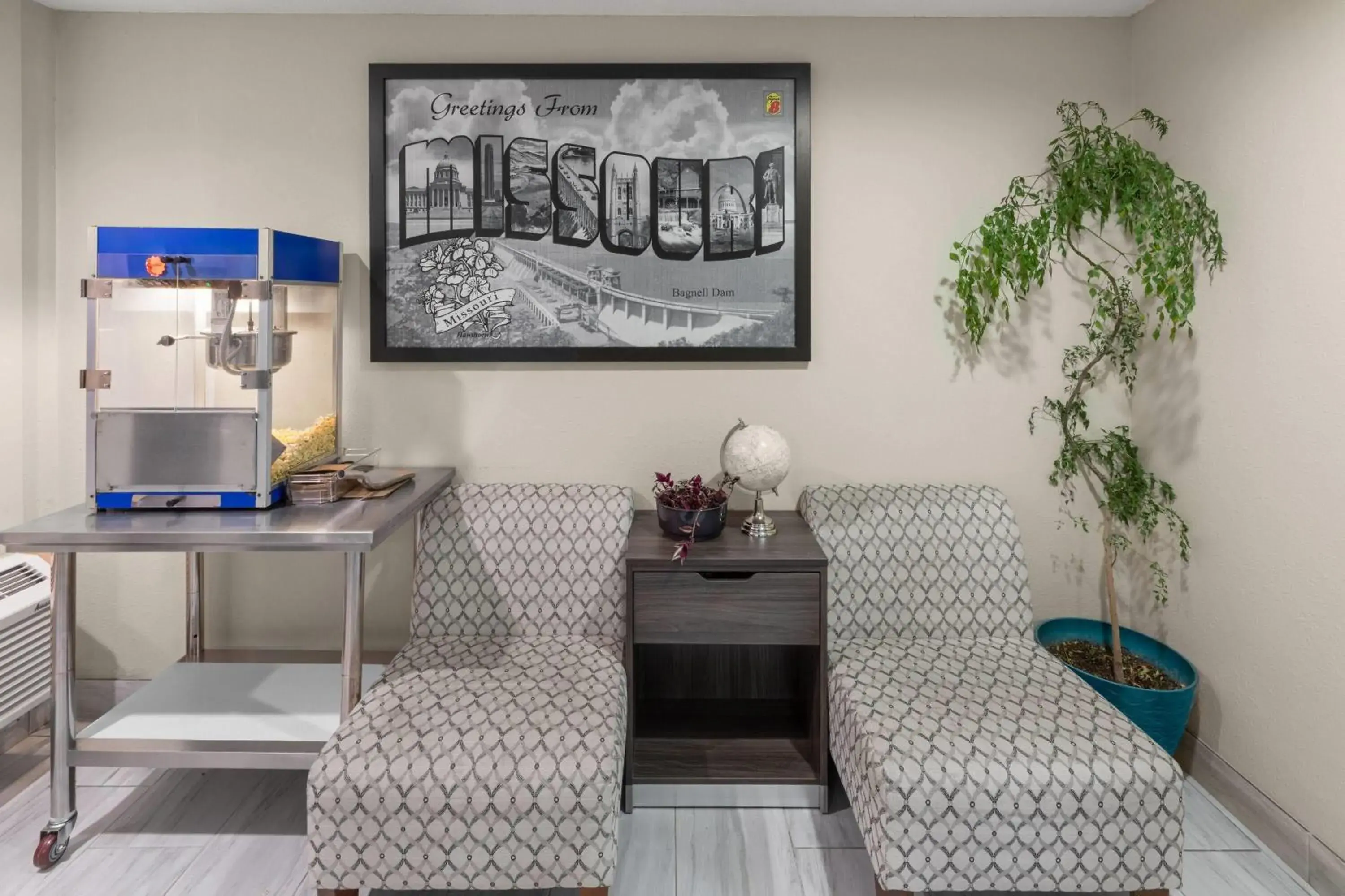 Lobby or reception in Super 8 by Wyndham Rock Port MO Lobby or reception in Super 8 by Wyndham Rock Port MO