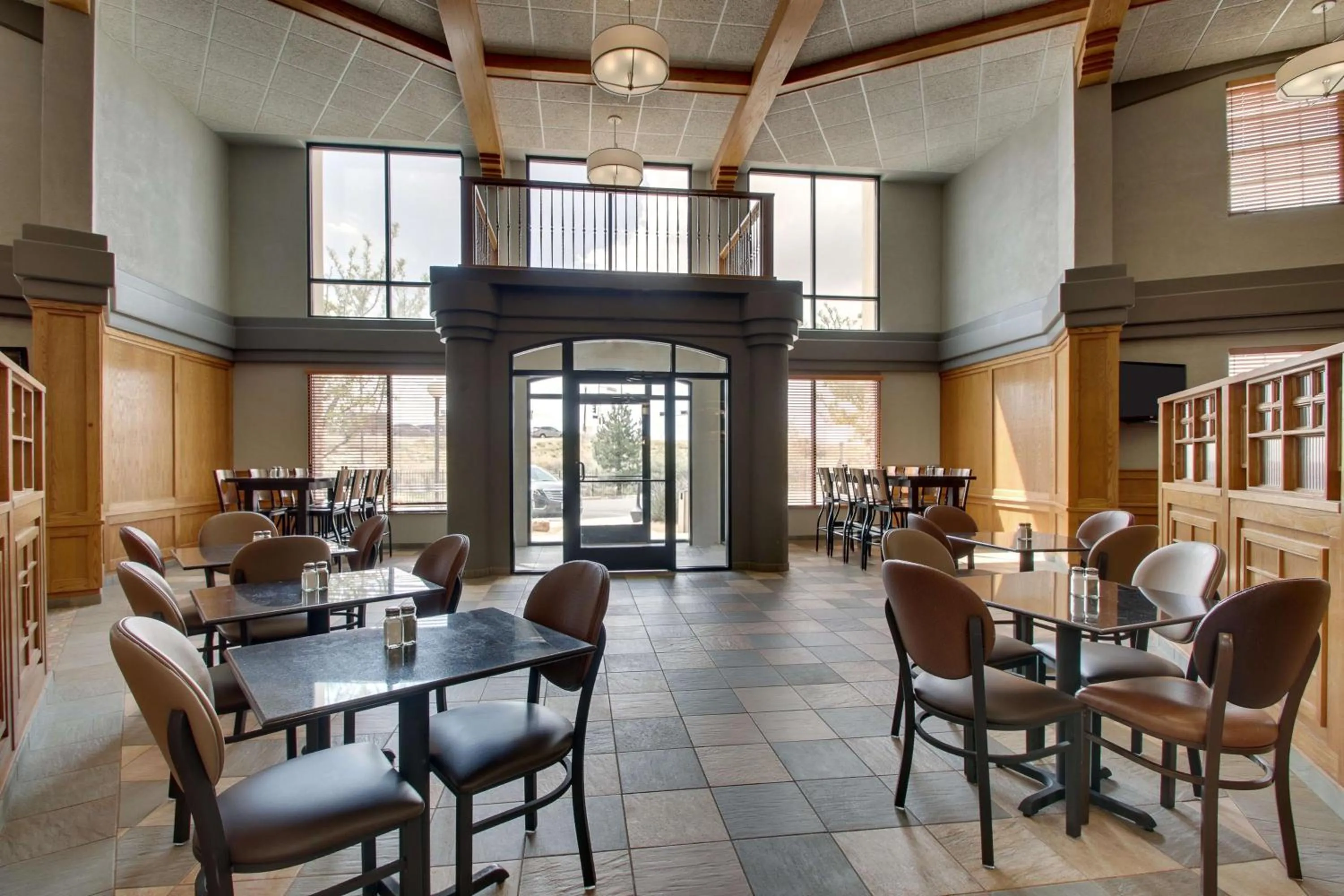 Restaurant/places to eat in Drury Inn & Suites Albuquerque North