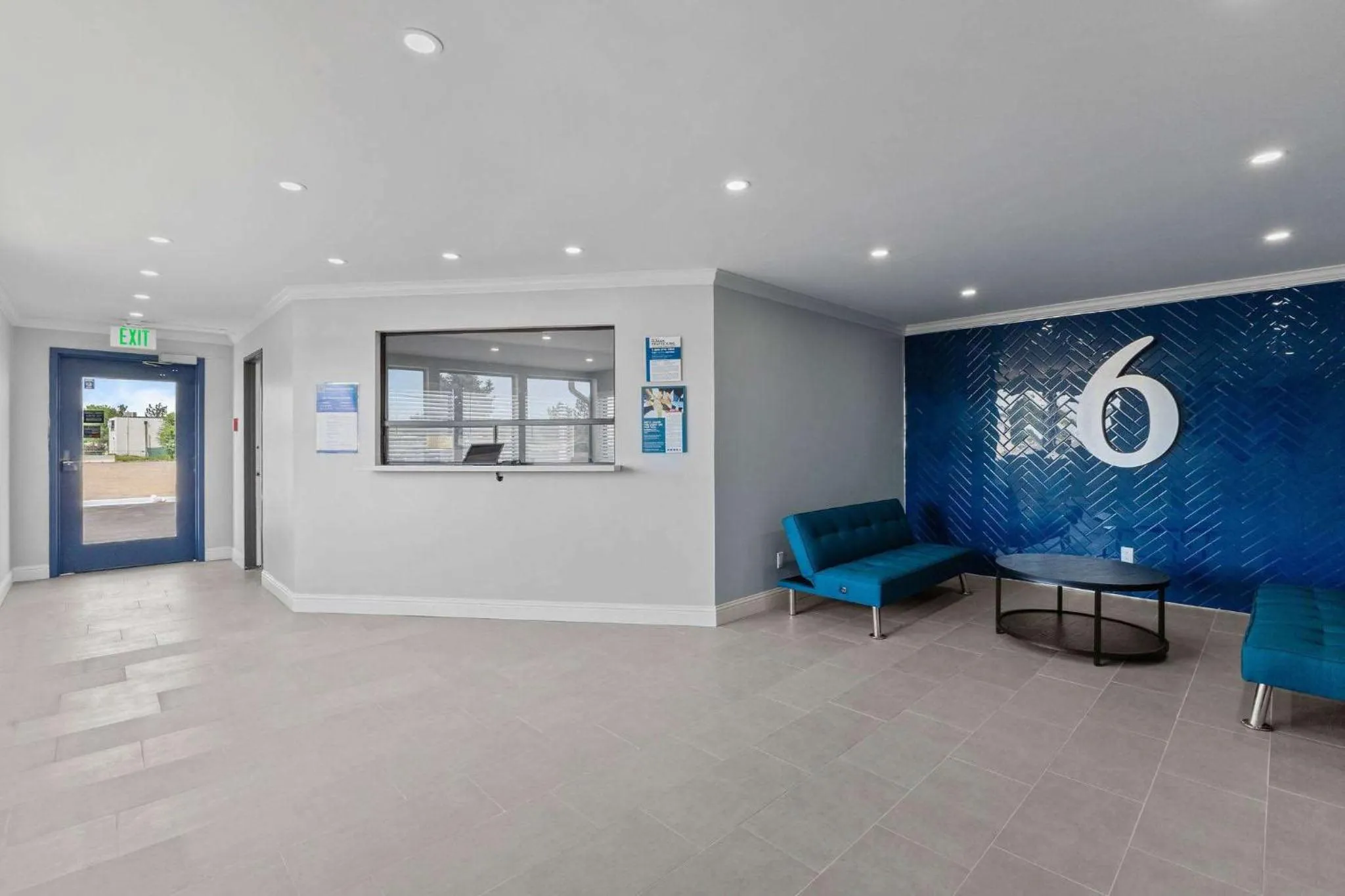 Lobby or reception in Motel 6 Brighton CO Denver Northeast