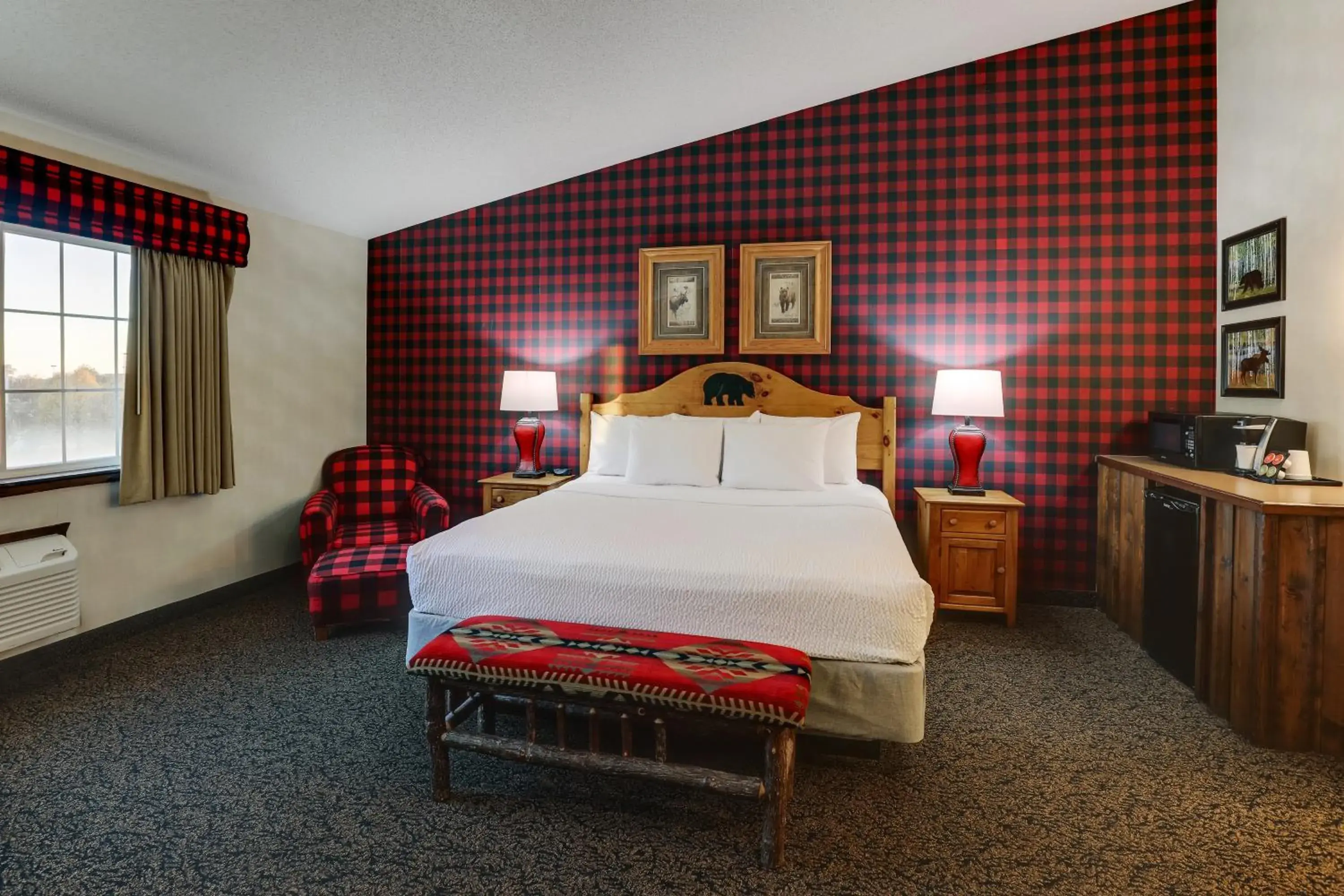 Bed in Stoney Creek Hotel Des Moines - Johnston Bed in Stoney Creek Hotel Des Moines - Johnston