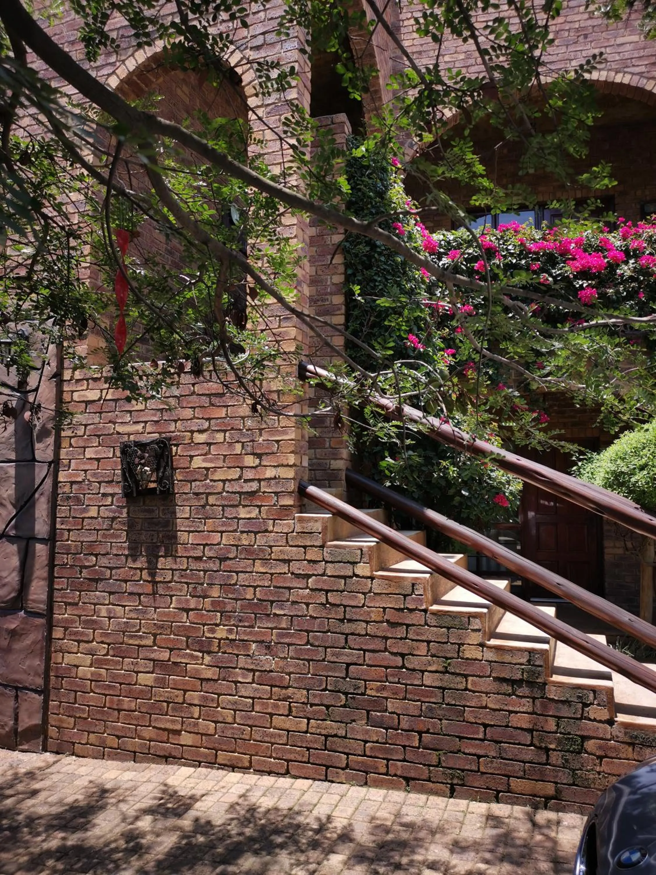 Facade/entrance in Bastille de Blignaut B&B