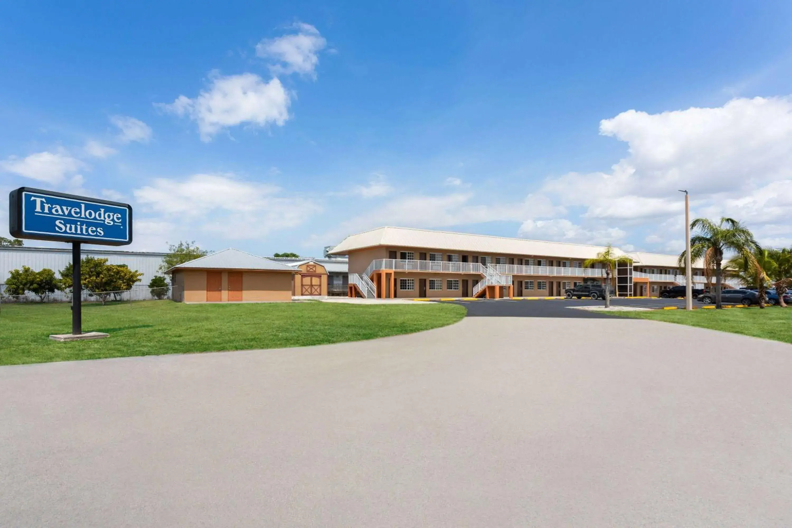 Property building in Travelodge Suites by Wyndham Lake Okeechobee Property building in Travelodge Suites by Wyndham Lake Okeechobee