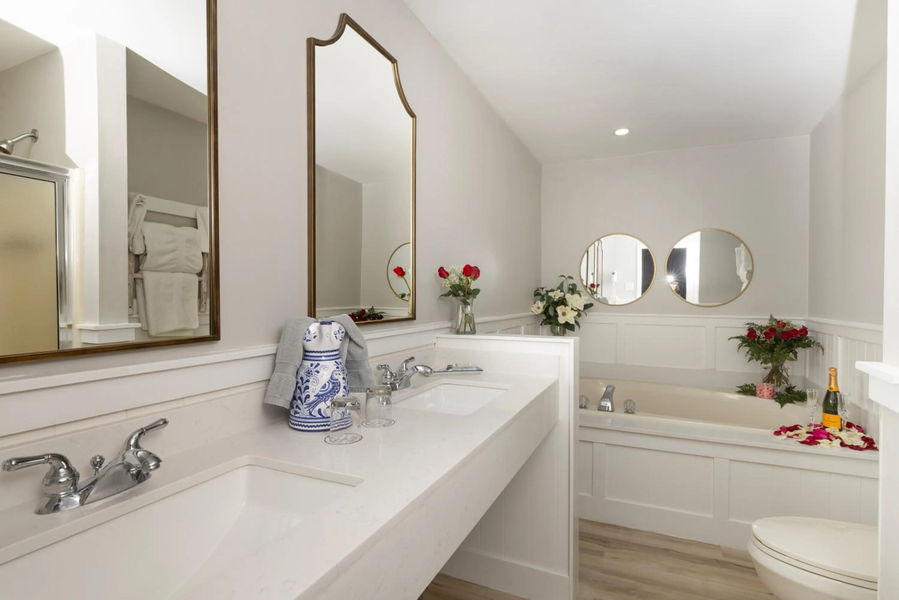 Bathroom in Brandywine River Hotel