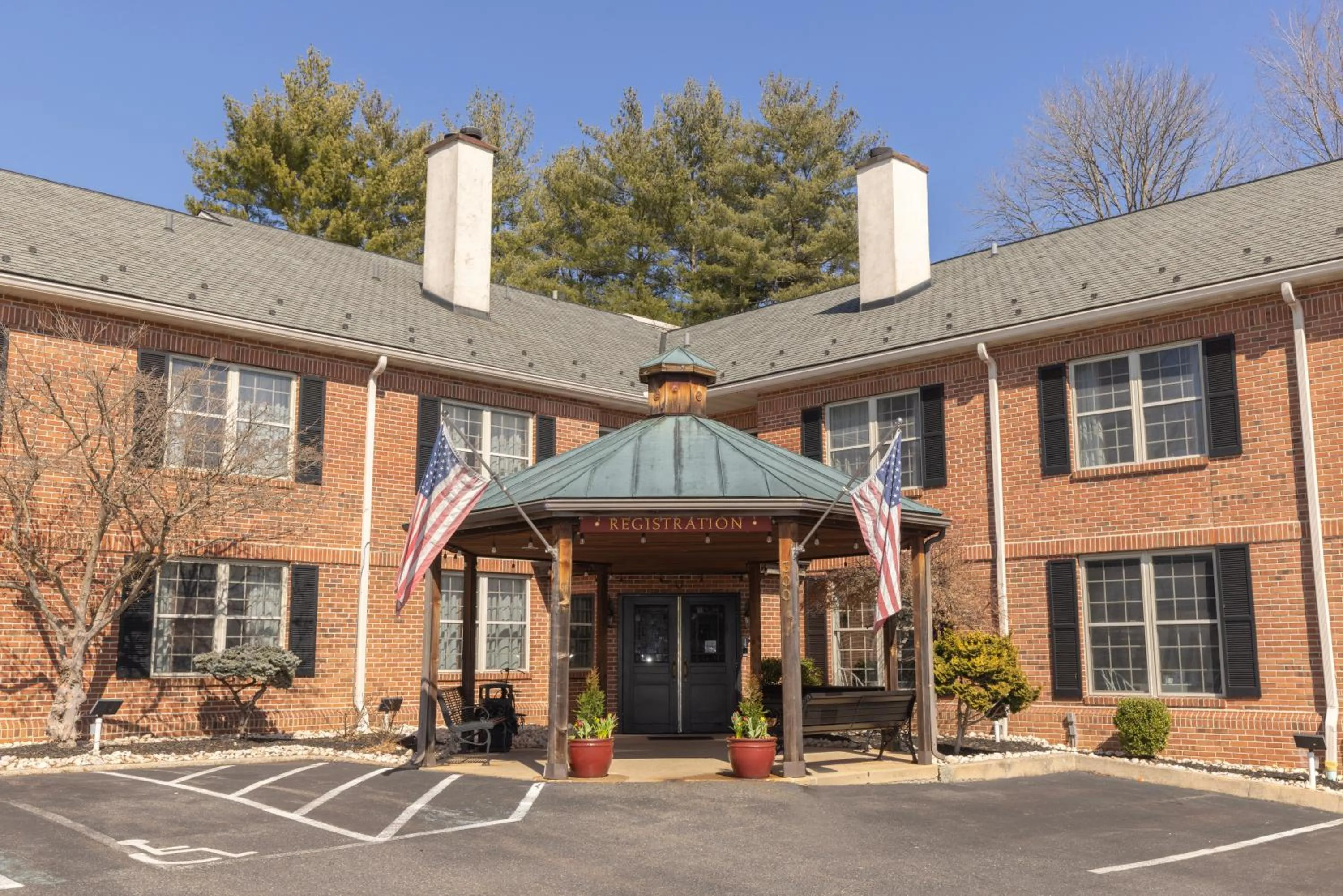 Facade/entrance in Brandywine River Hotel