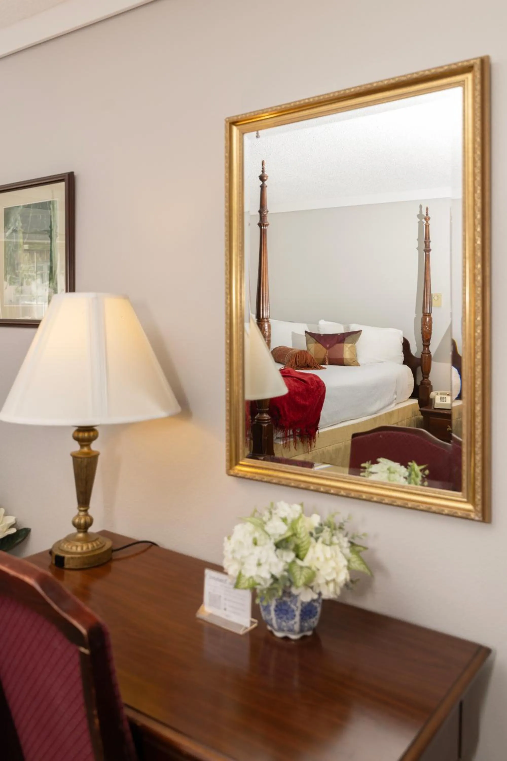 Bedroom, Bed in Brandywine River Hotel