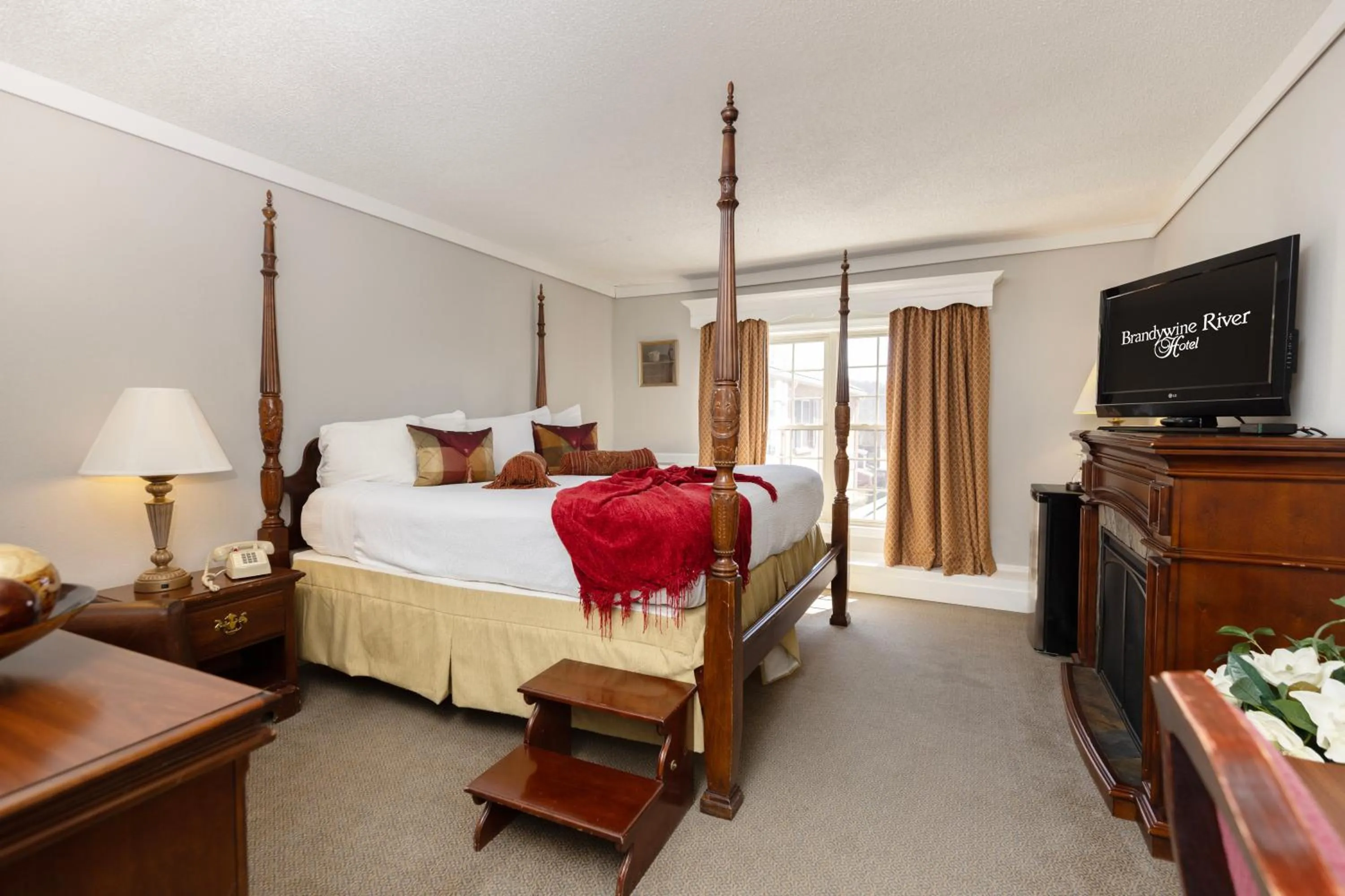 Bed in Brandywine River Hotel