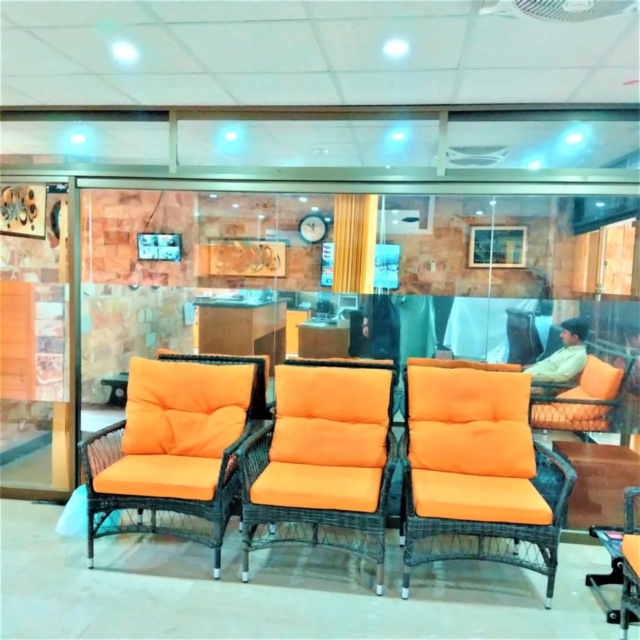 Living room in Hotel Vista Inn DHA