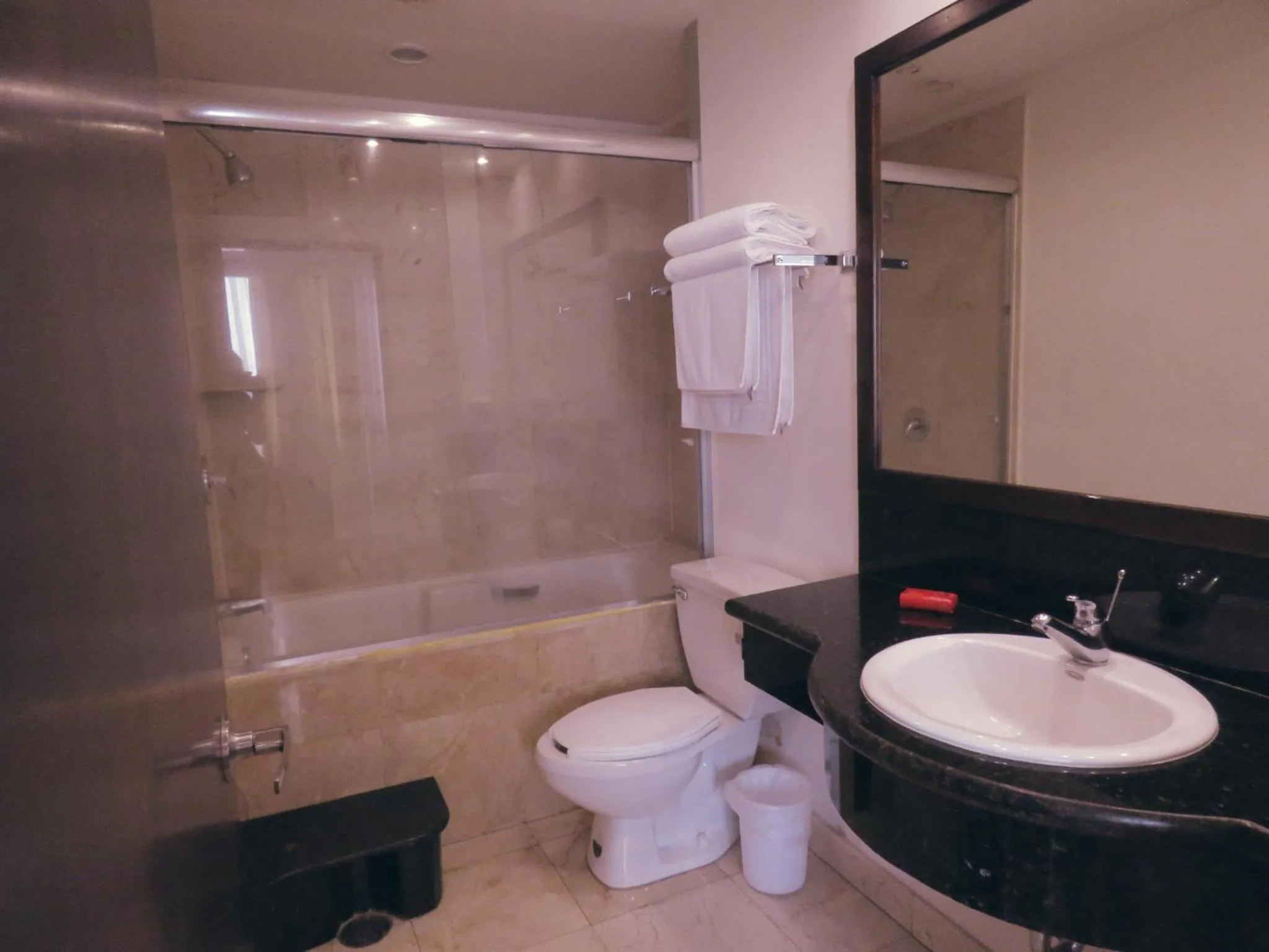 Bathroom in Suites Melchor Ocampo 445