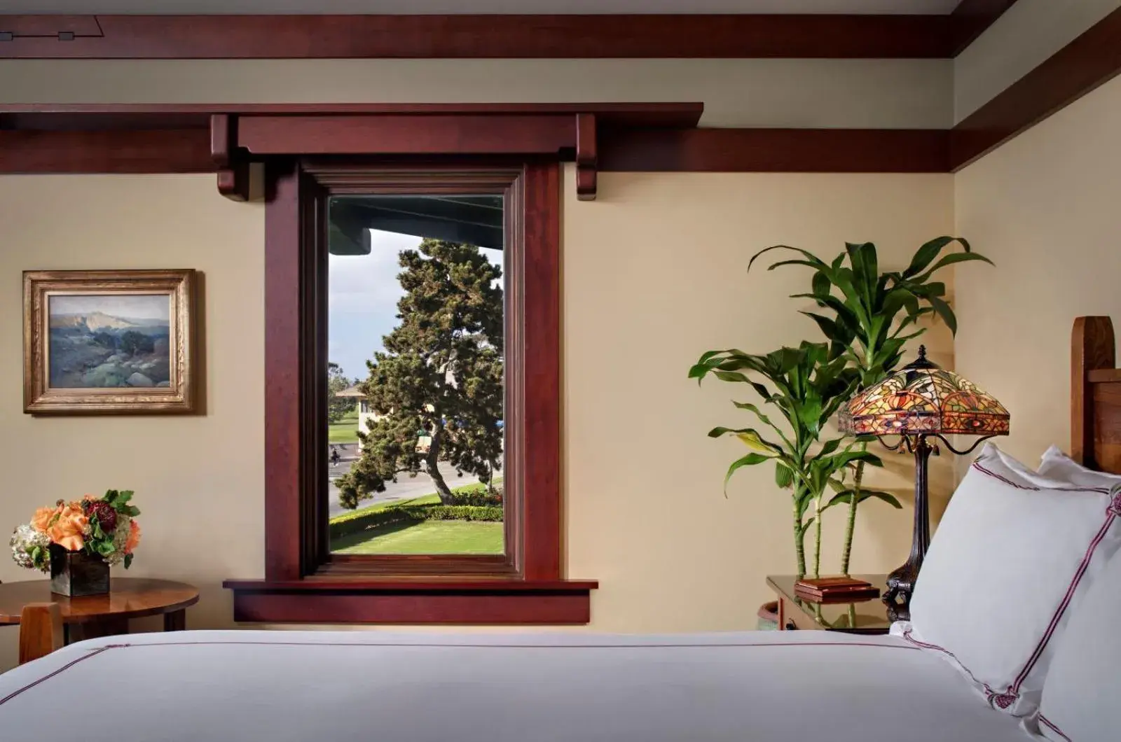 Bed in The Lodge at Torrey Pines Bed in The Lodge at Torrey Pines