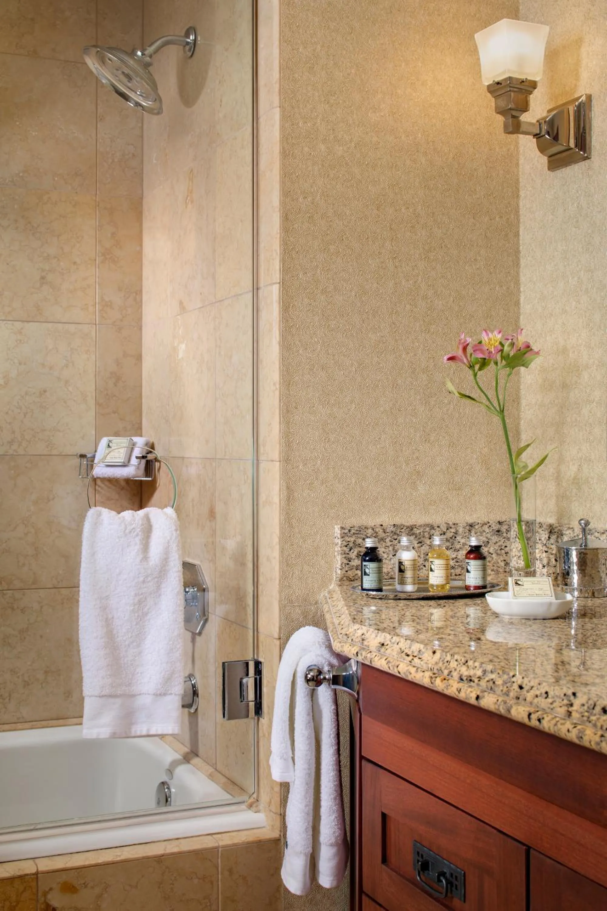 Bathroom in The Lodge at Torrey Pines