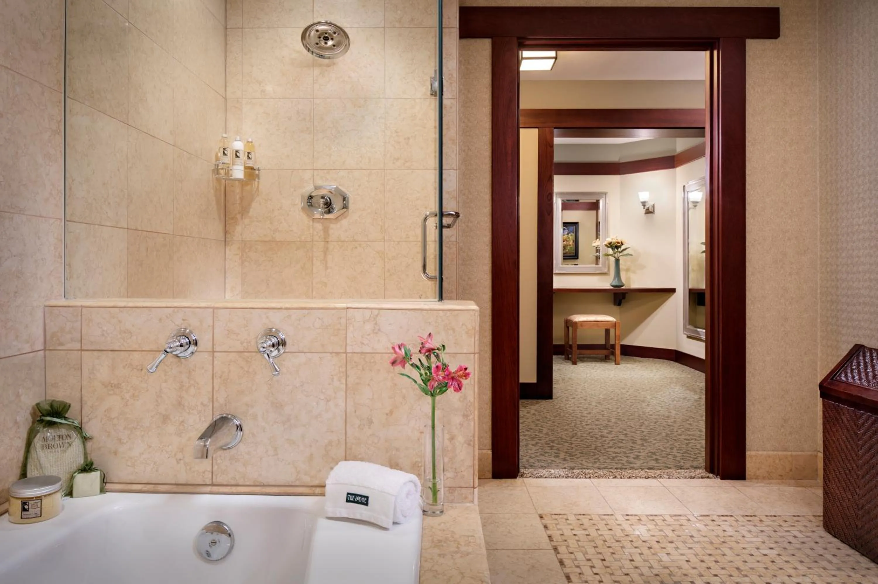 Shower in The Lodge at Torrey Pines