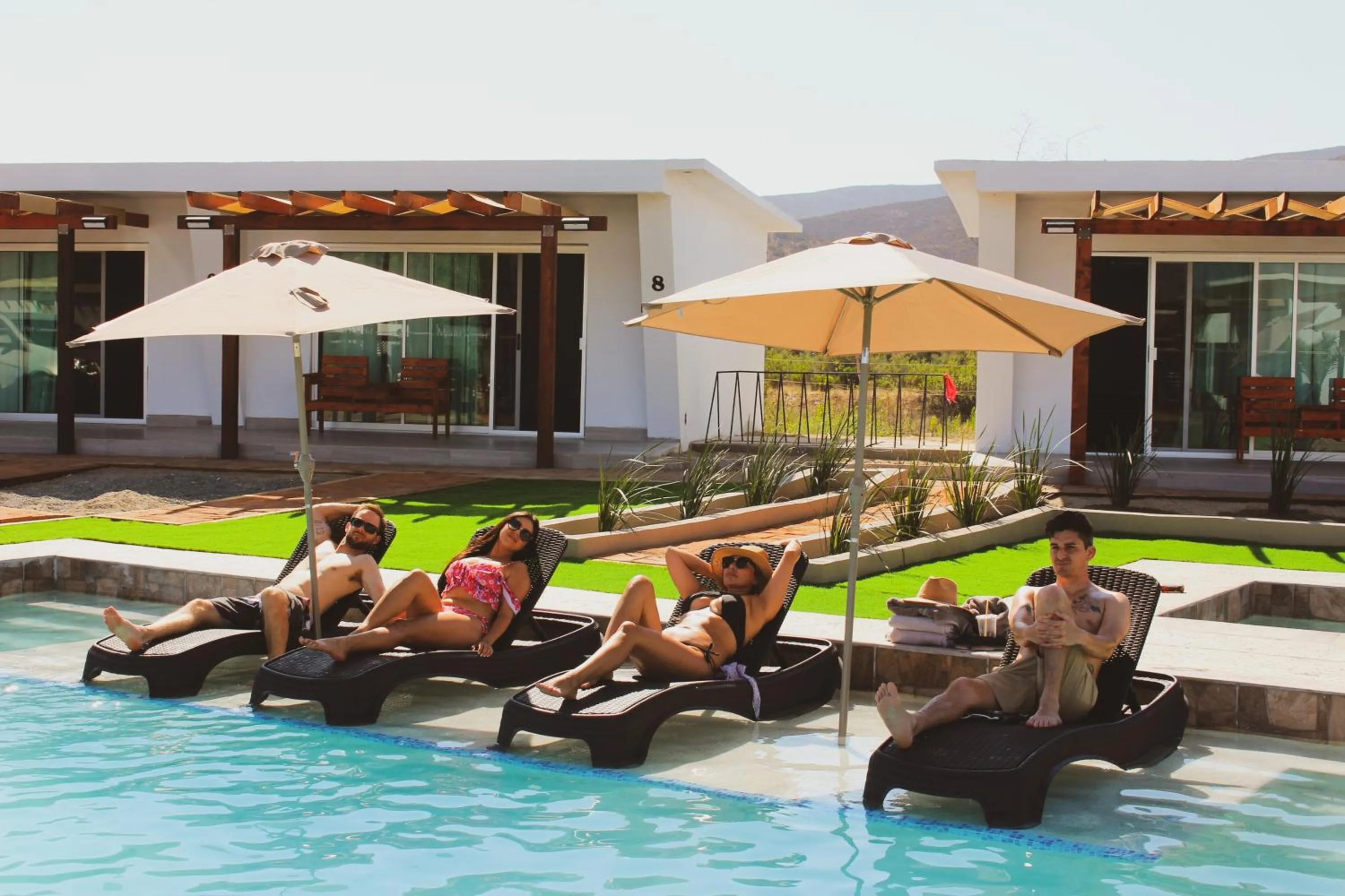 Pool view in Quintas Marlet en la ruta del vino