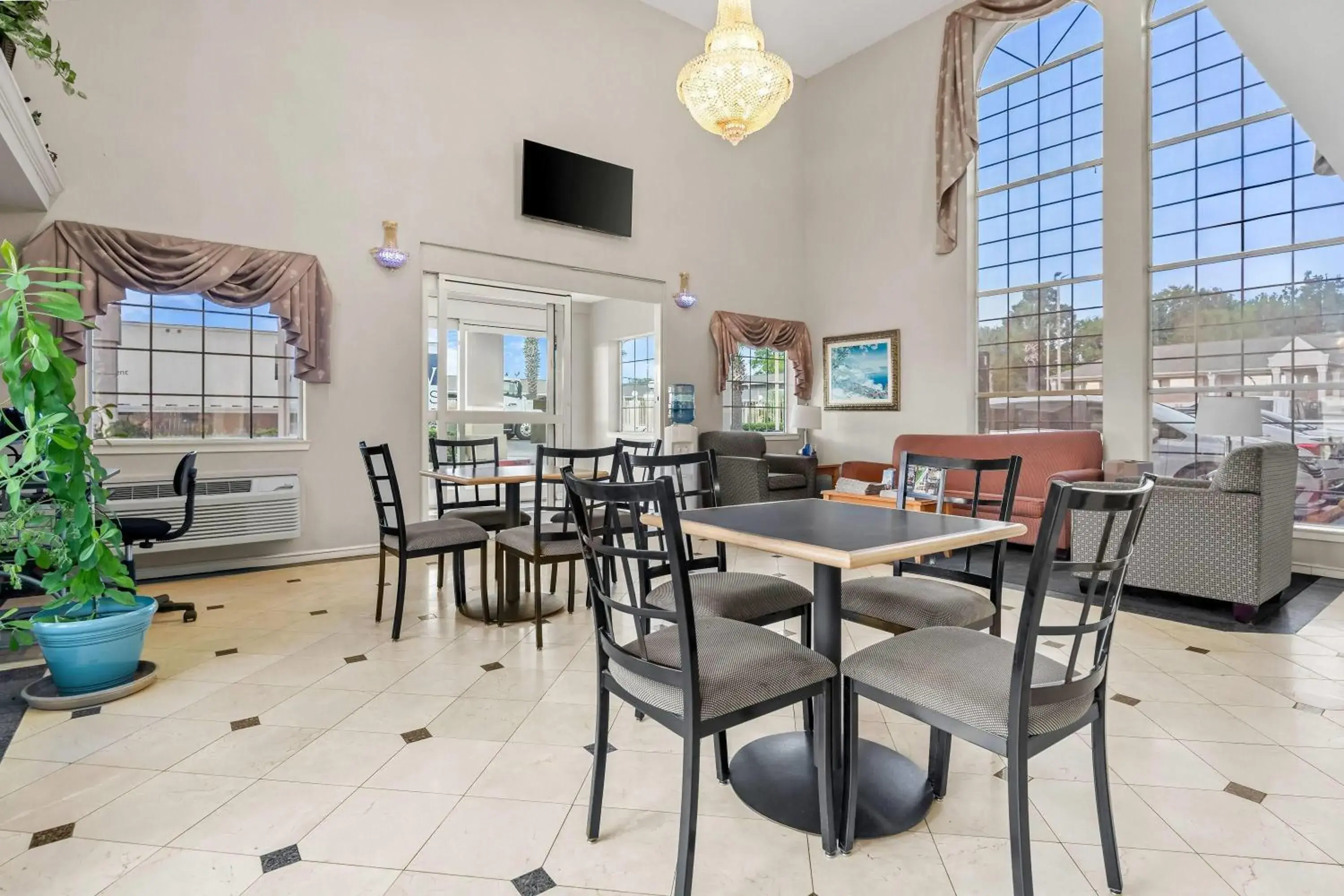 Restaurant/places to eat in Days Inn by Wyndham Nacogdoches/SFA University/Downtown Restaurant/places to eat in Days Inn by Wyndham Nacogdoches/SFA University/Downtown