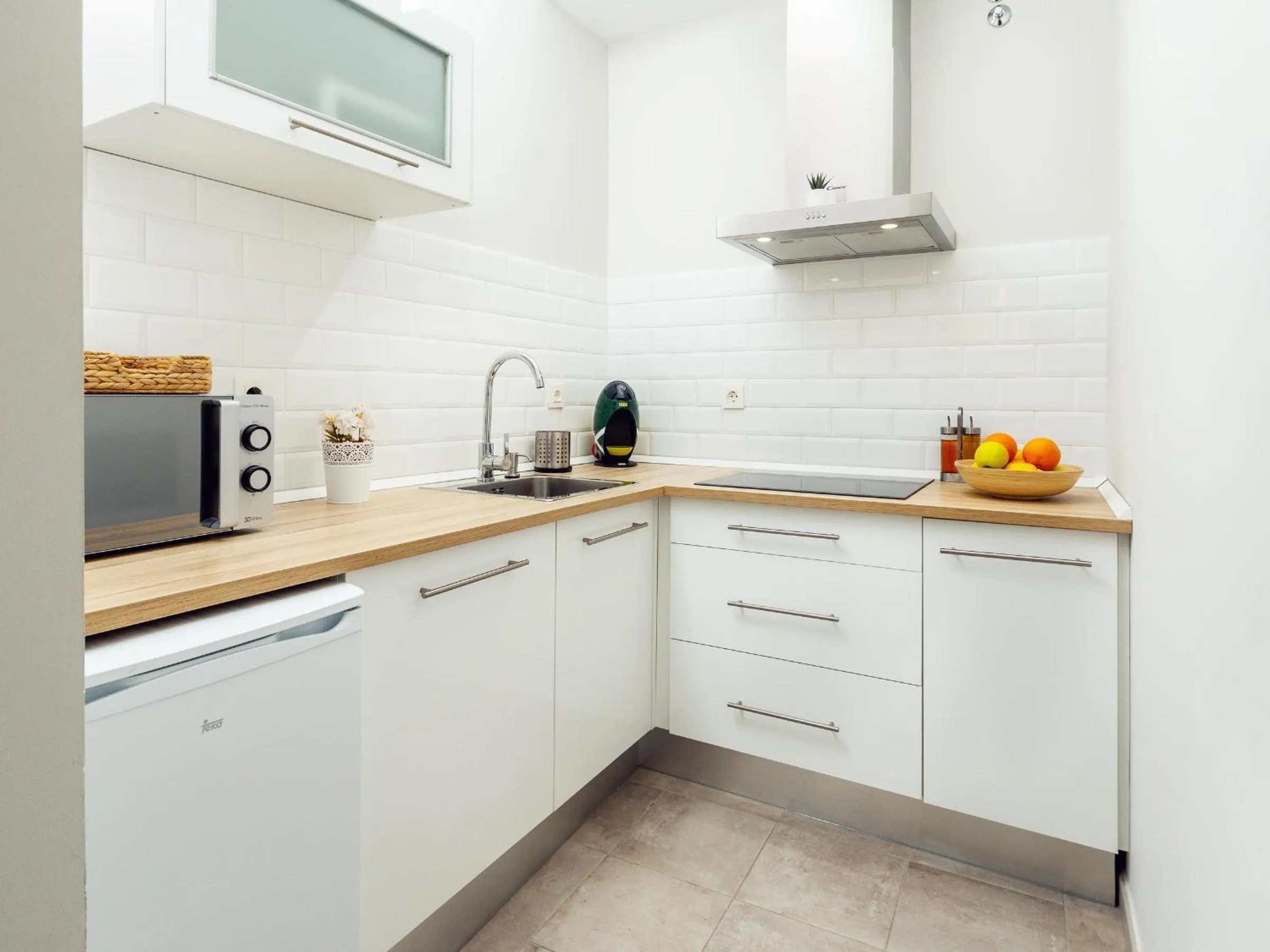 Coffee/tea facilities in Apartamentos Plaza Mayor 35