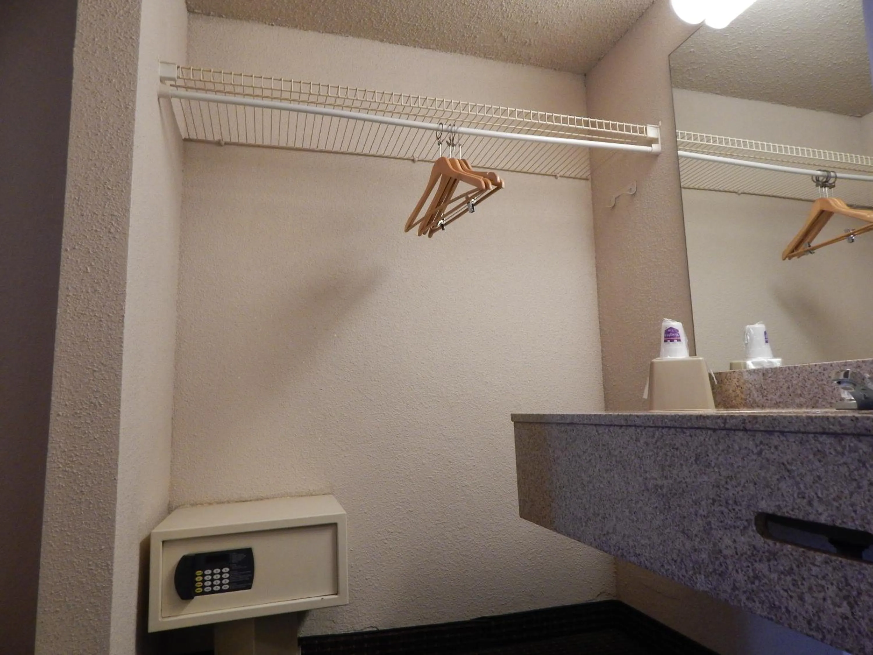 Other in Knights Inn - Plant City