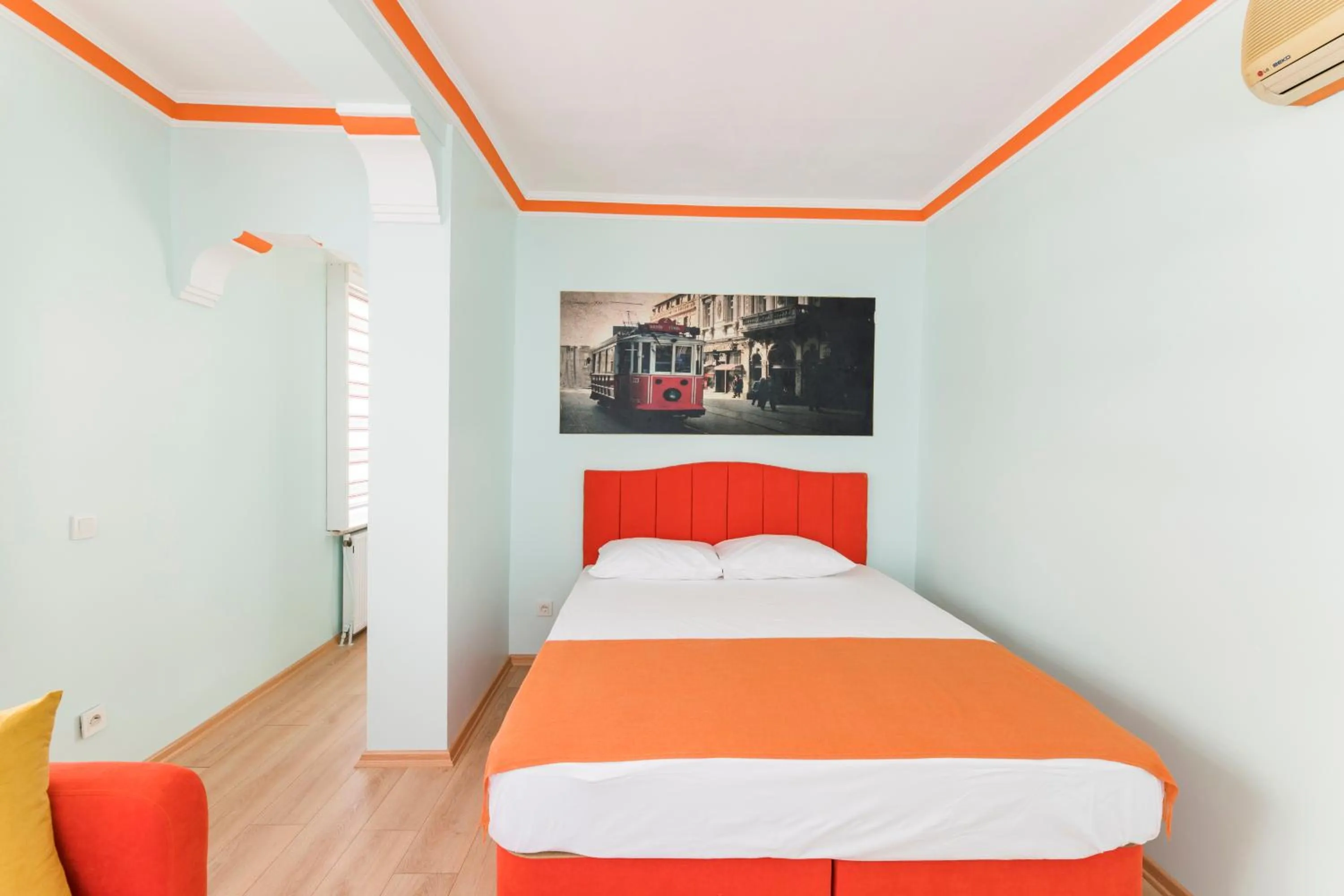 TAXİM ELEGANCE SUİTES