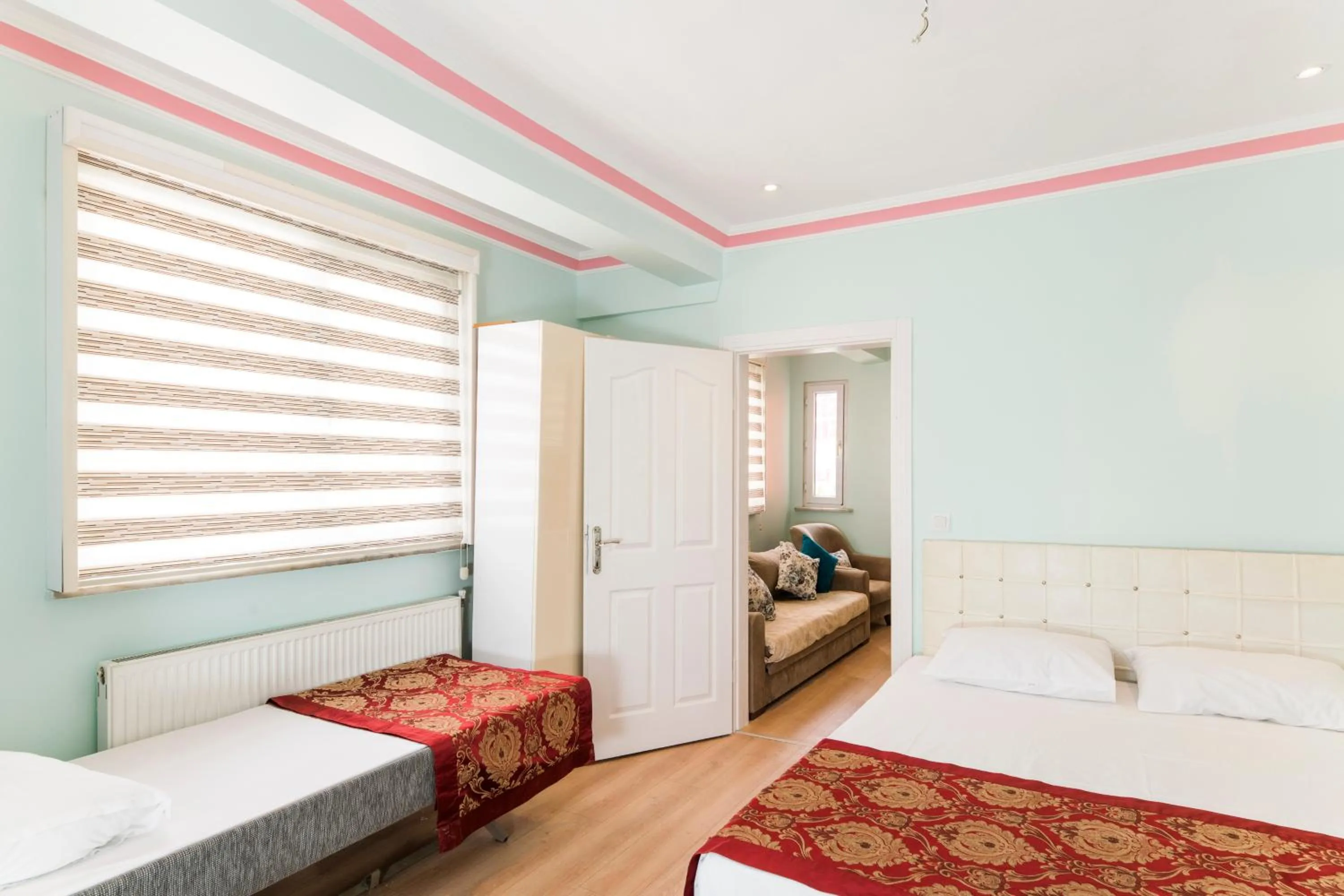 TAXİM ELEGANCE SUİTES