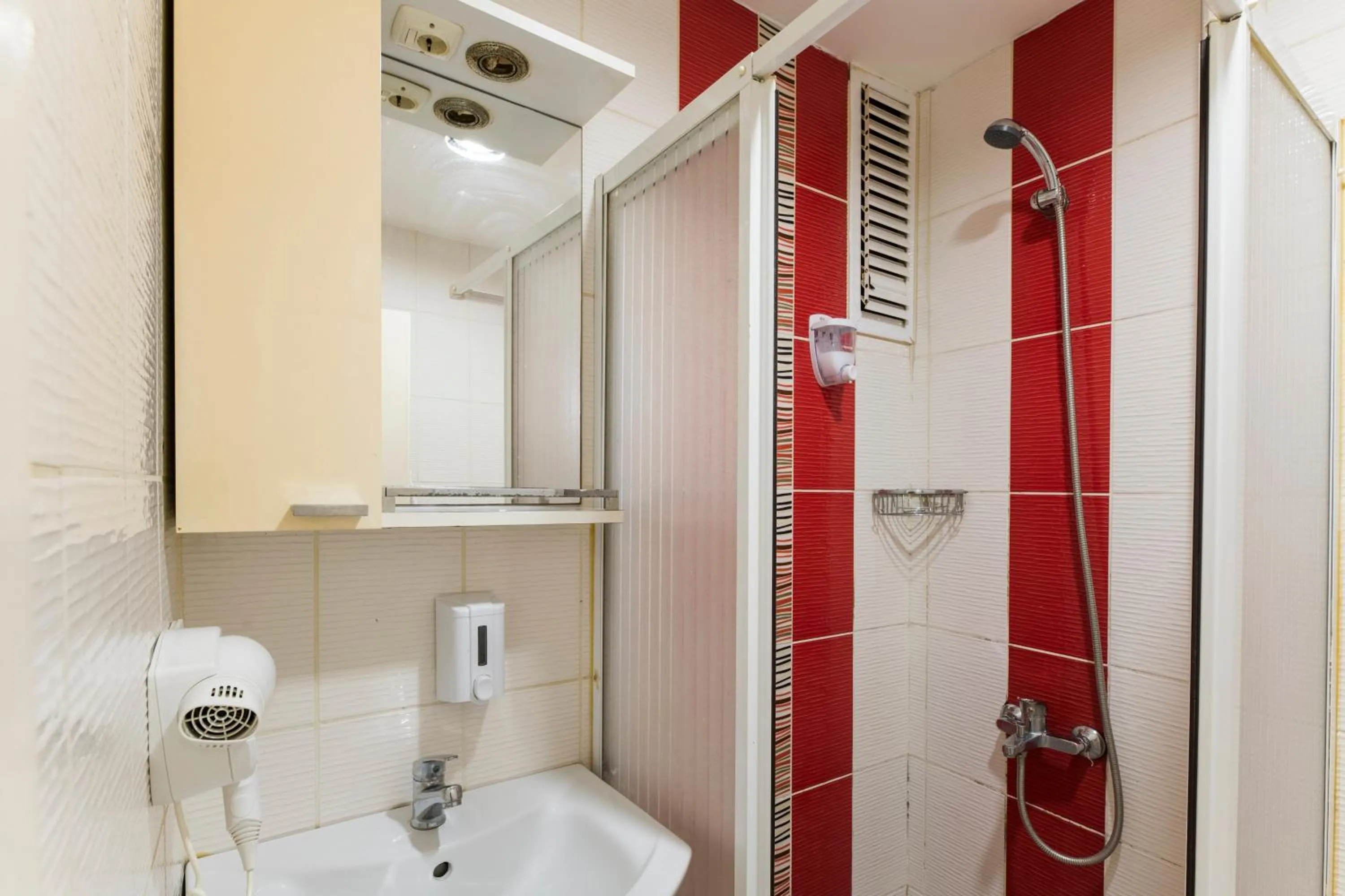 TAXİM ELEGANCE SUİTES