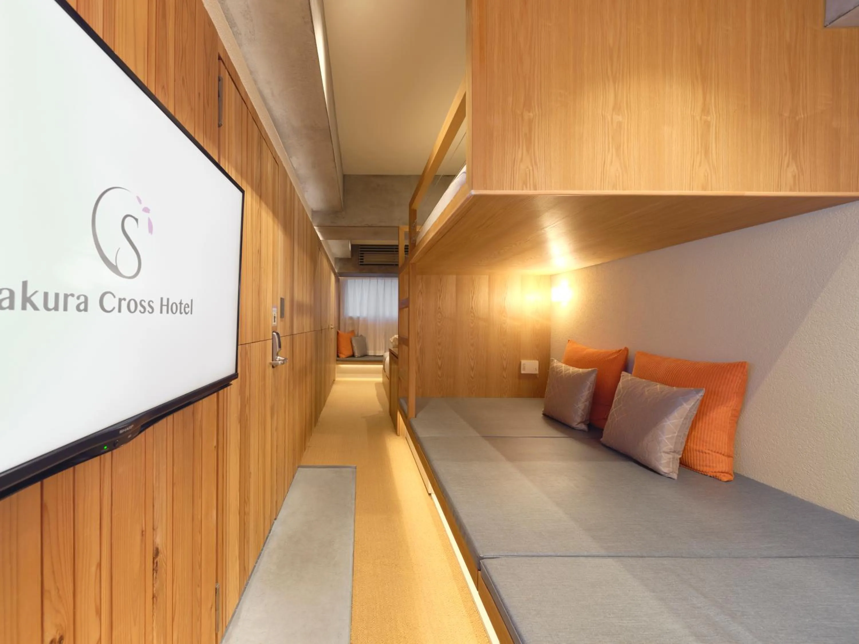 Bed in Sakura Cross Hotel Tokyo Kayabacho