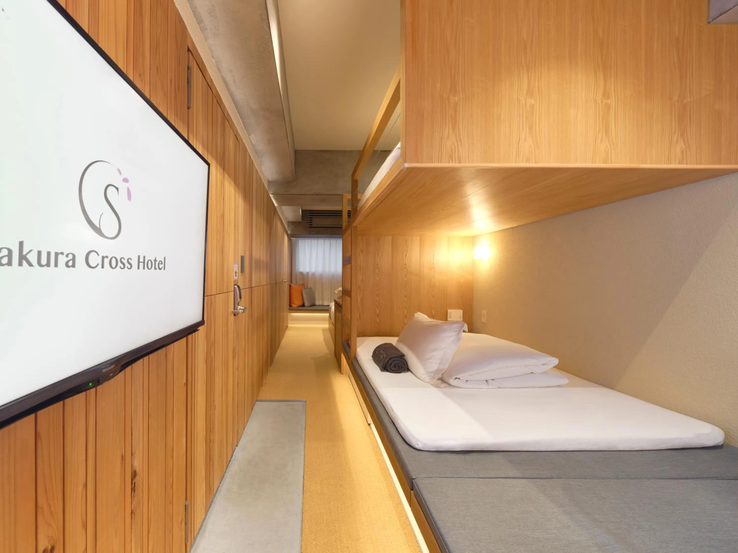 Bed in Sakura Cross Hotel Tokyo Kayabacho