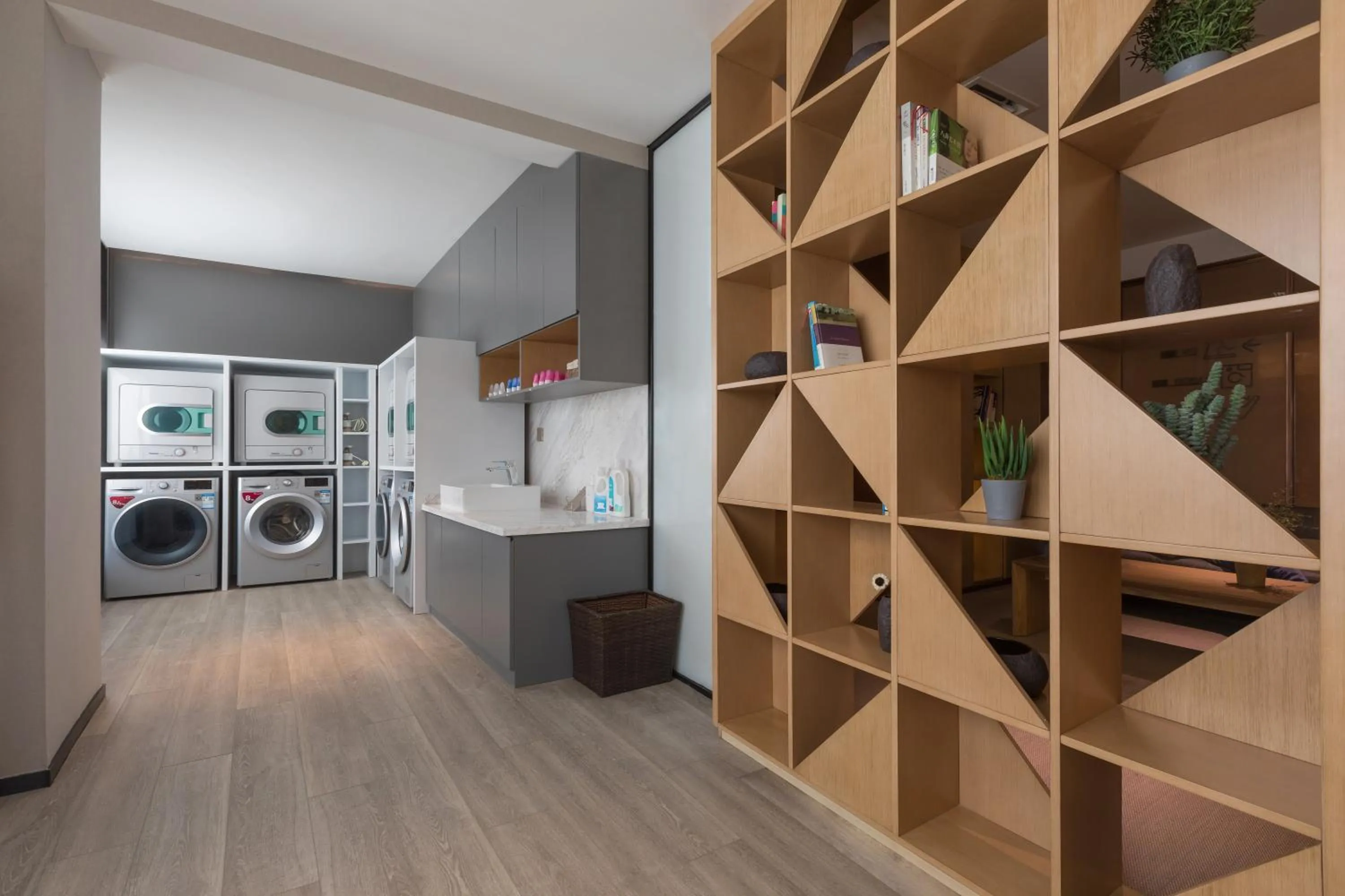 washing machine in Xi'an Bell Tower Atour S Wu Hotel