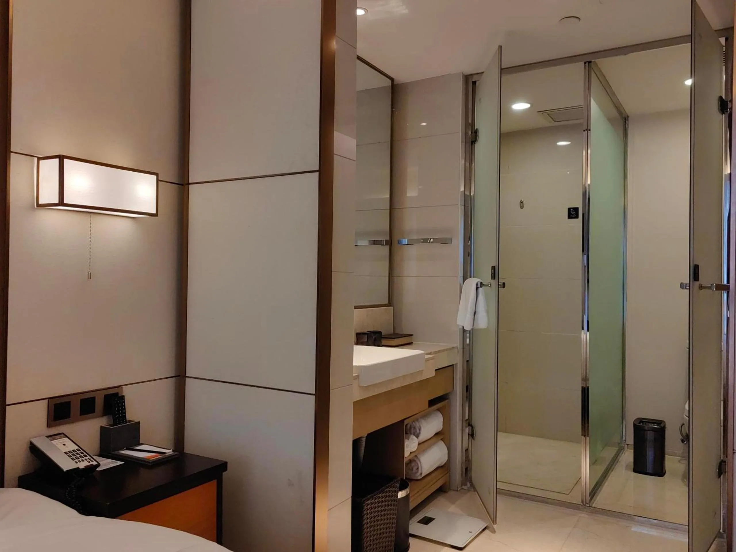 Xi'an Bell Tower Atour S Wu Hotel