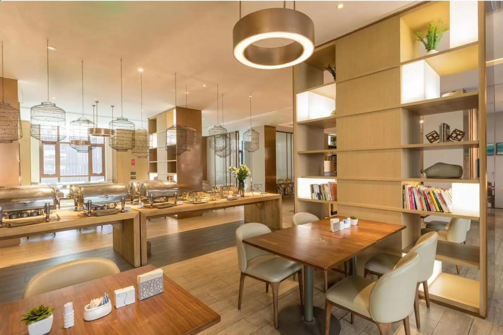 Restaurant/places to eat in Xi'an Bell Tower Atour S Wu Hotel