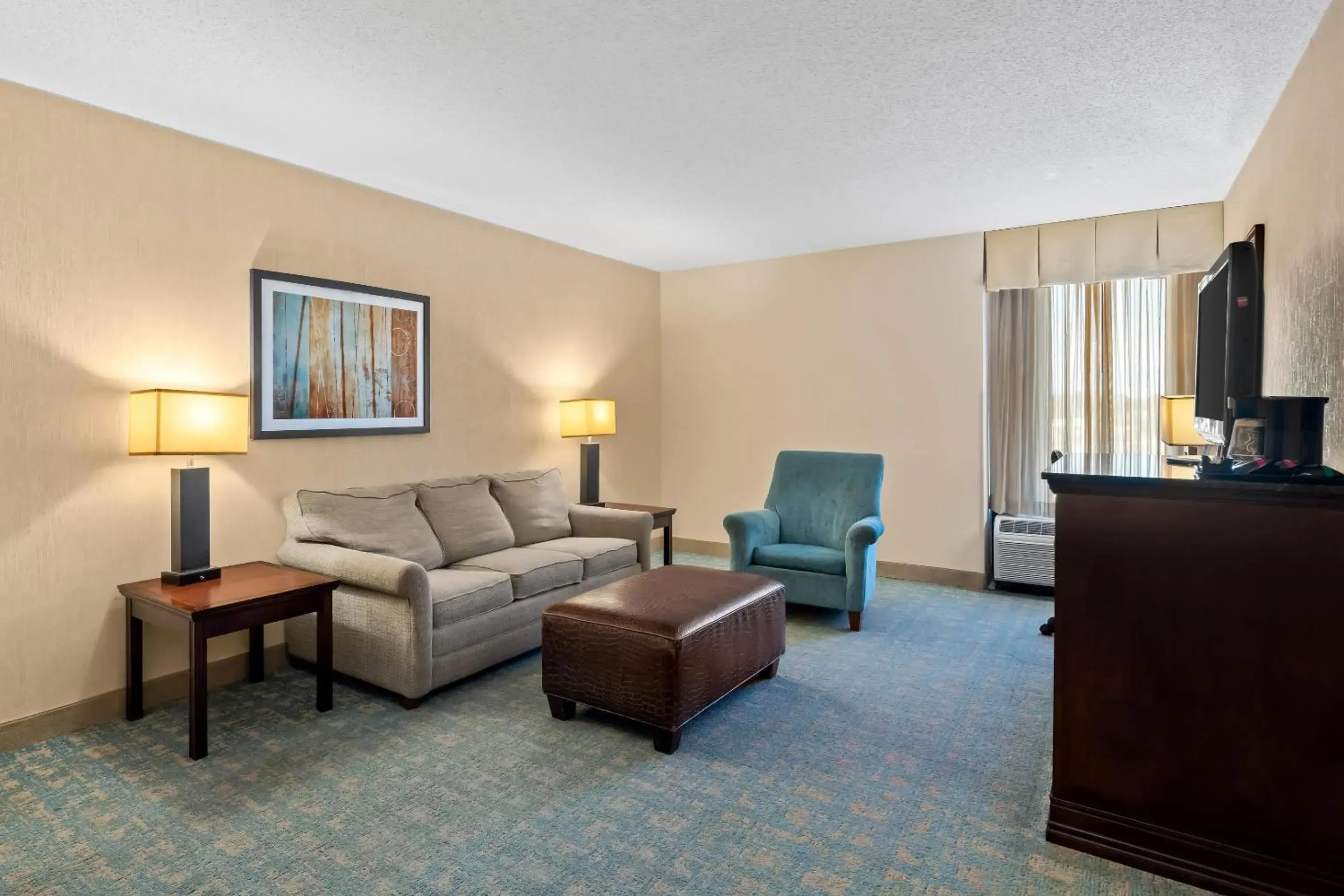 Bedroom in Prado Hotel by Choice Hotels Bedroom in Prado Hotel by Choice Hotels