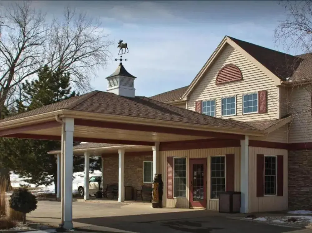 Property building in Boarders Inn & Suites by Cobblestone Hotels in Waukon Property building in Boarders Inn & Suites by Cobblestone Hotels in Waukon