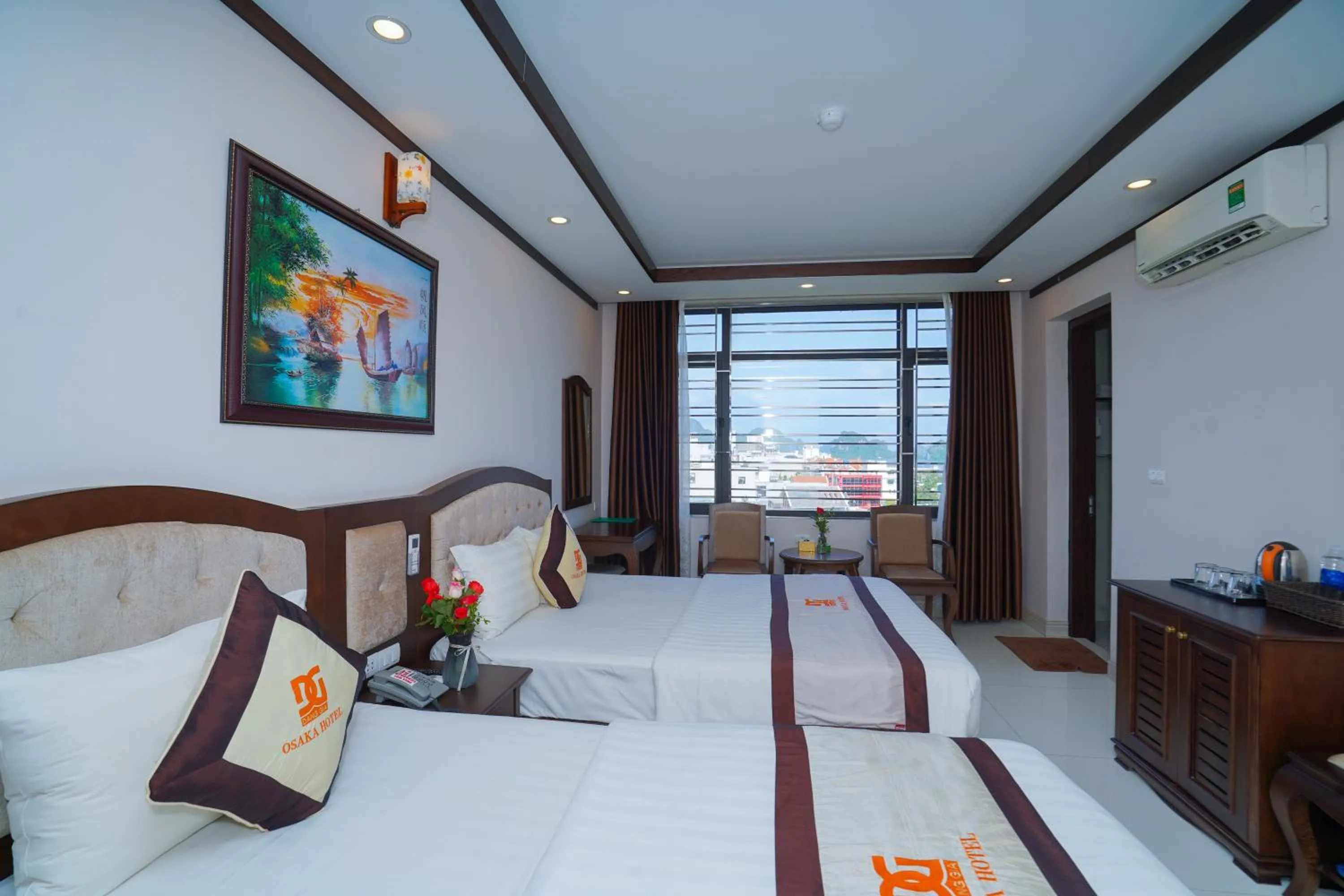 Bedroom in Osaka Ha Long Hotel