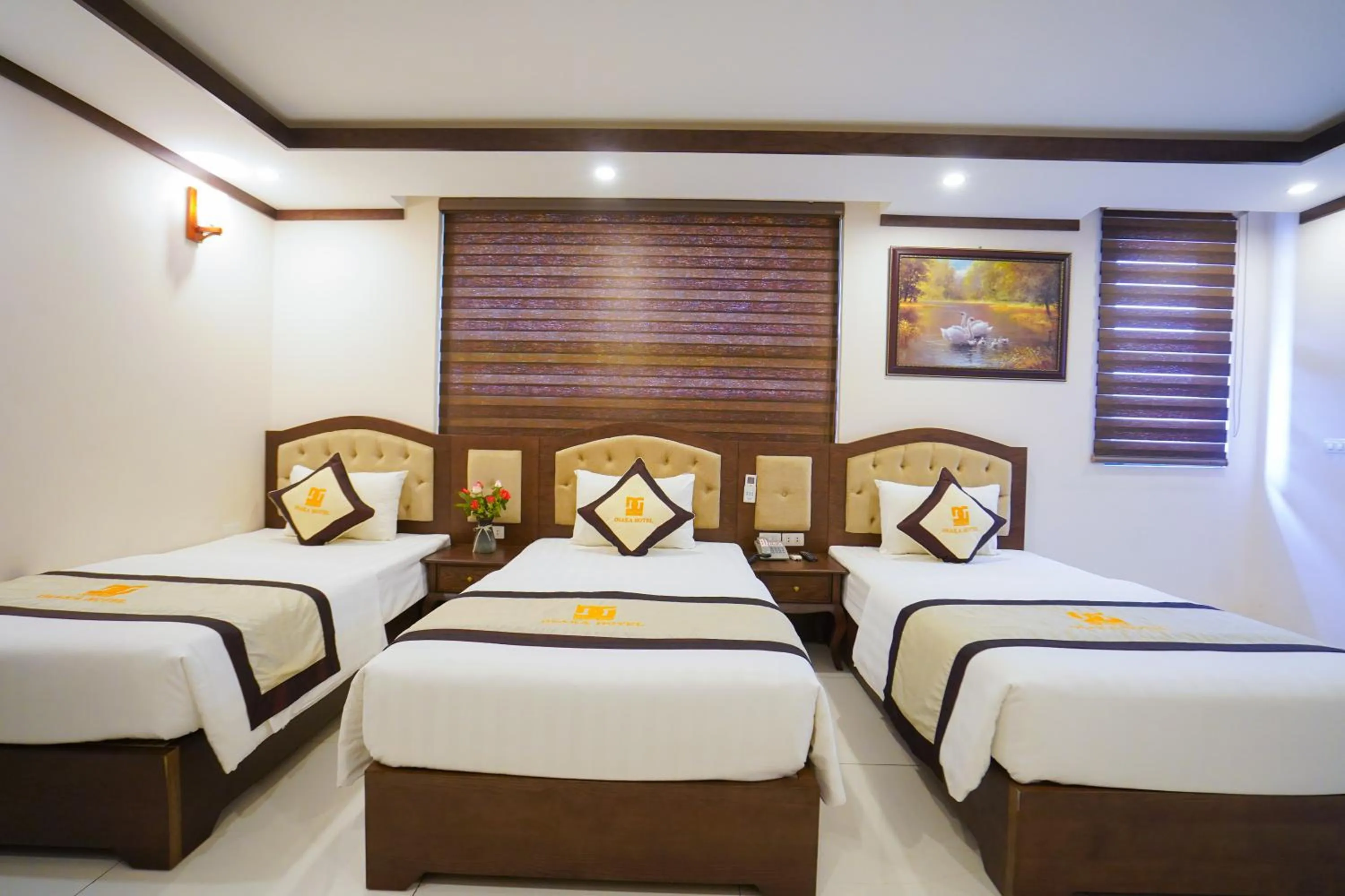 Bedroom in Osaka Ha Long Hotel