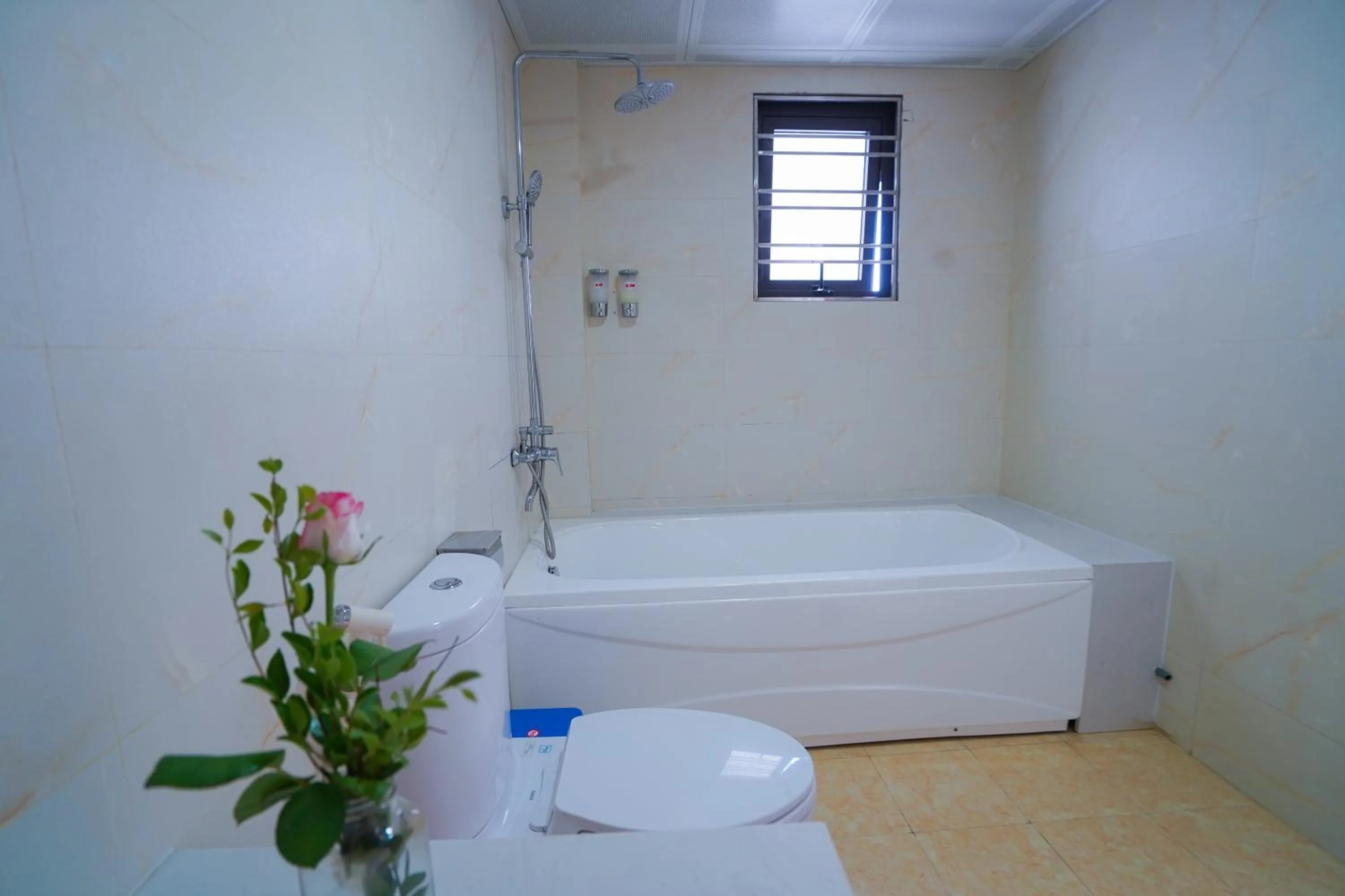 Bathroom in Osaka Ha Long Hotel