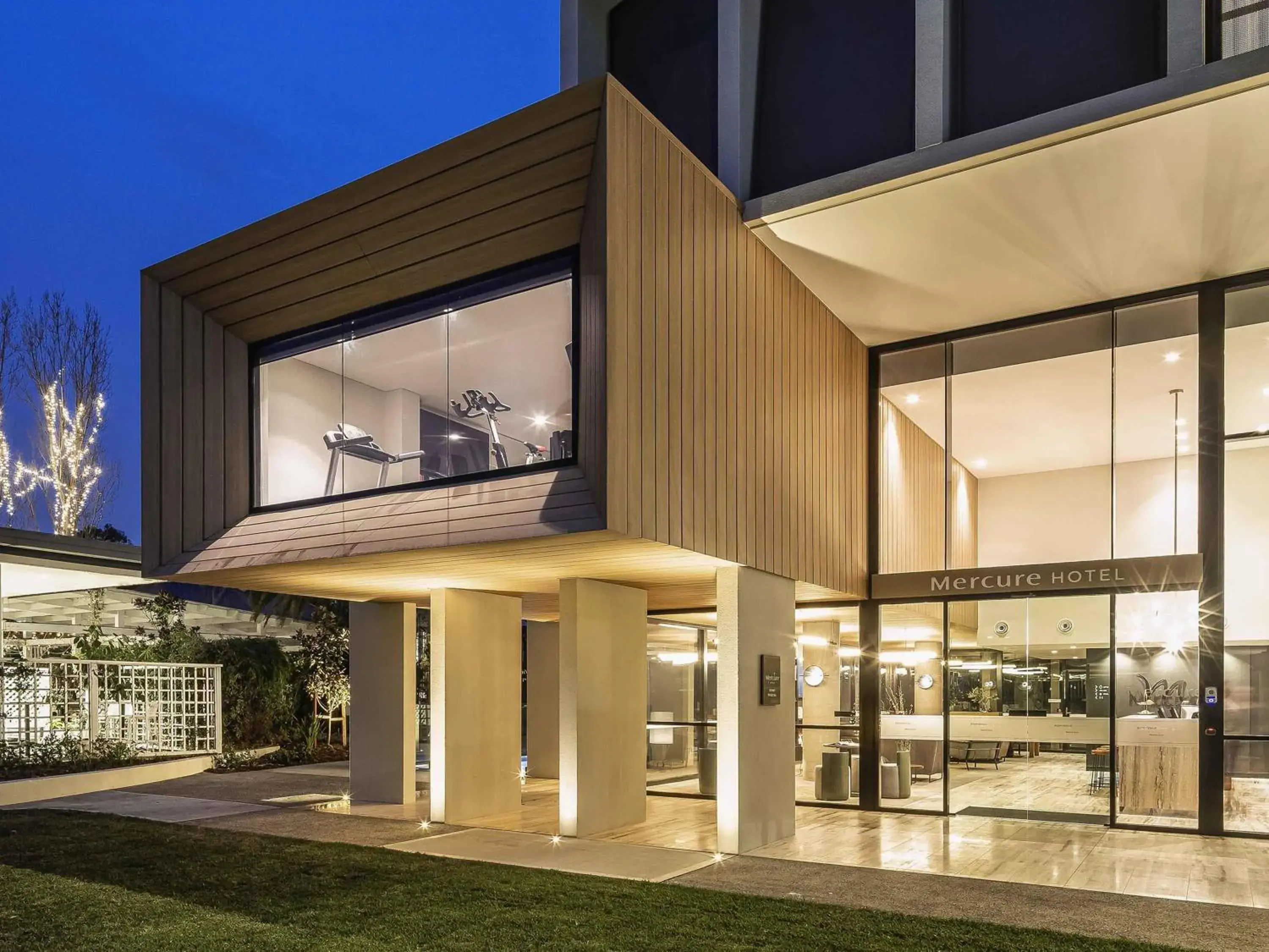 Property building in Mercure Sydney Rouse Hill Property building in Mercure Sydney Rouse Hill