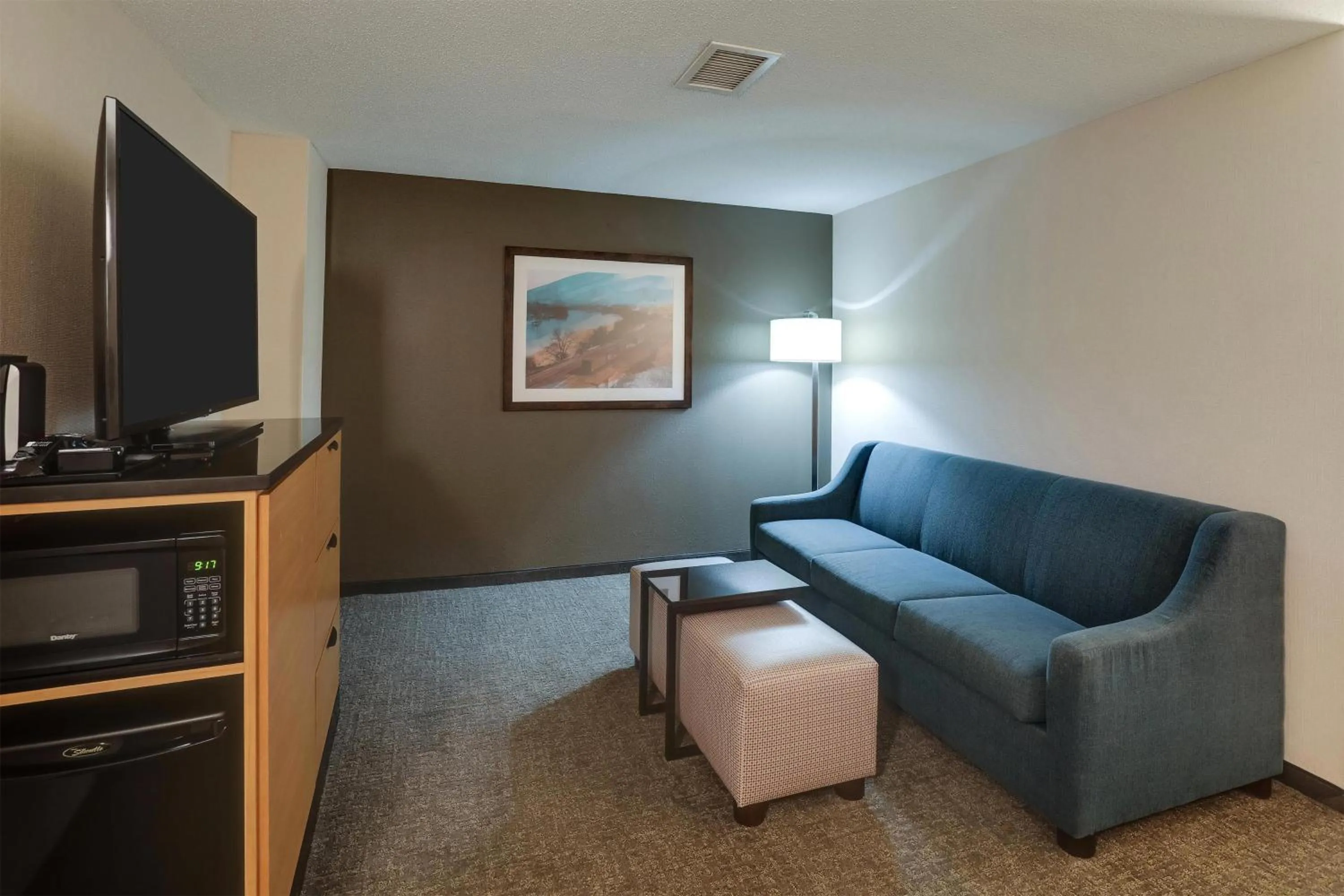 Bedroom in Drury Inn & Suites Montgomery