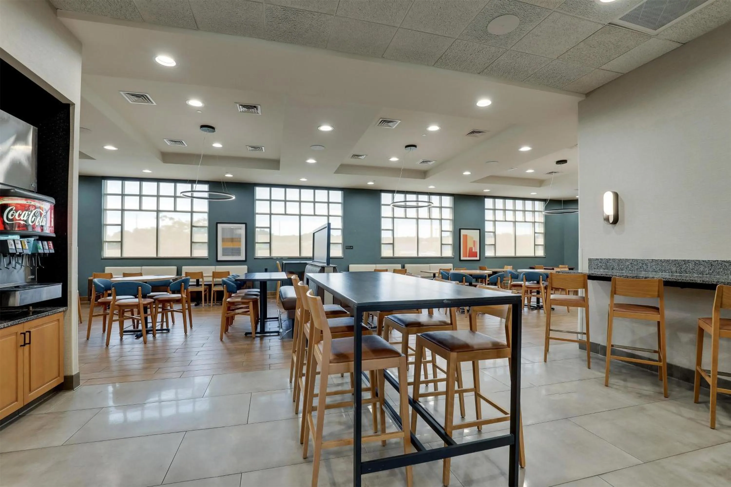 Breakfast in Drury Inn & Suites Montgomery