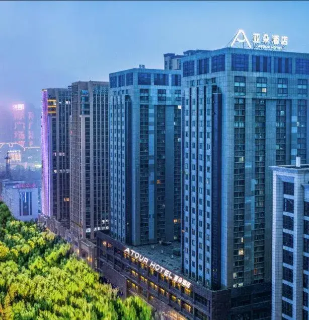 Property building in Atour Hotel Huaibei City Government Plaza Property building in Atour Hotel Huaibei City Government Plaza
