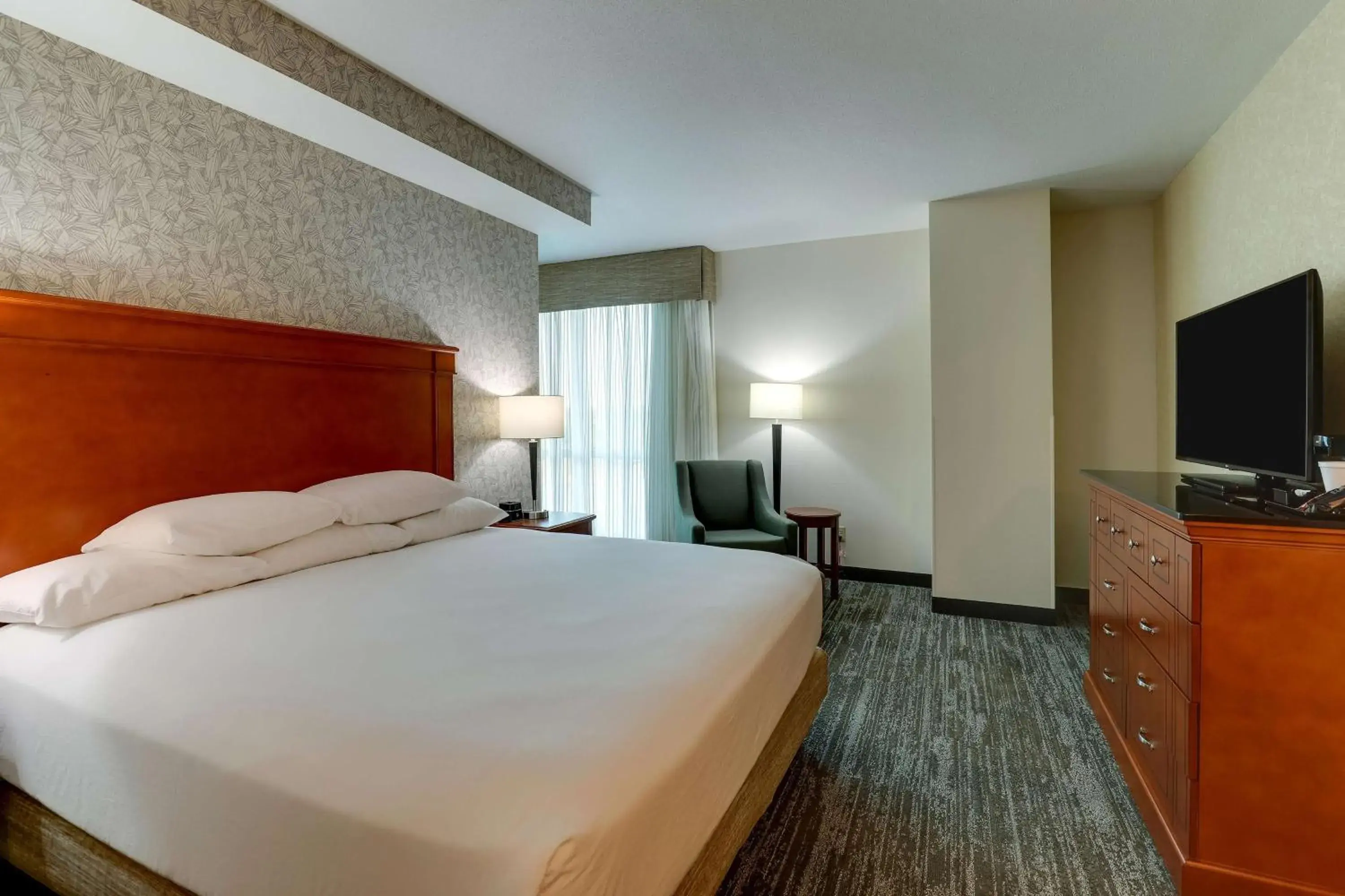 Superior King Room - Accessible, Roll-in Shower in Drury Inn & Suites Independence Kansas City Superior King Room - Accessible, Roll-in Shower in Drury Inn & Suites Independence Kansas City
