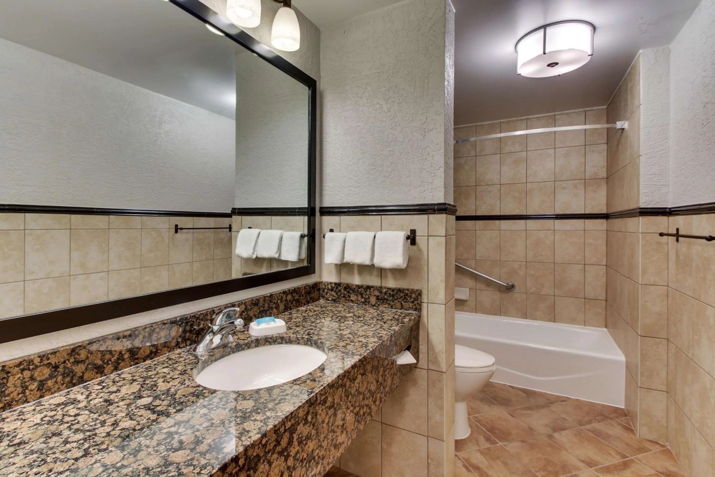 Bathroom in Drury Inn & Suites Phoenix Happy Valley