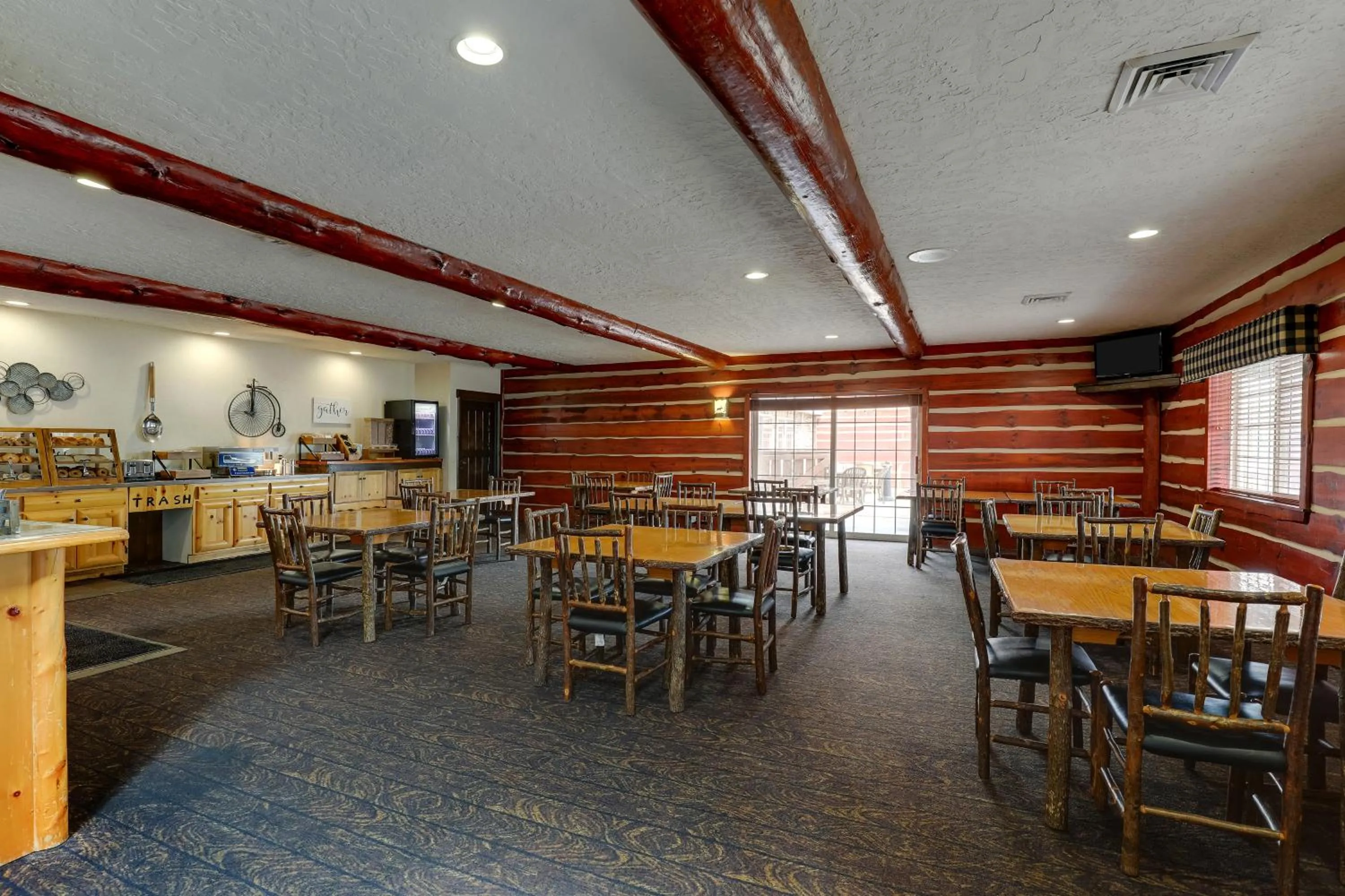 Breakfast in Stoney Creek Hotel Columbia