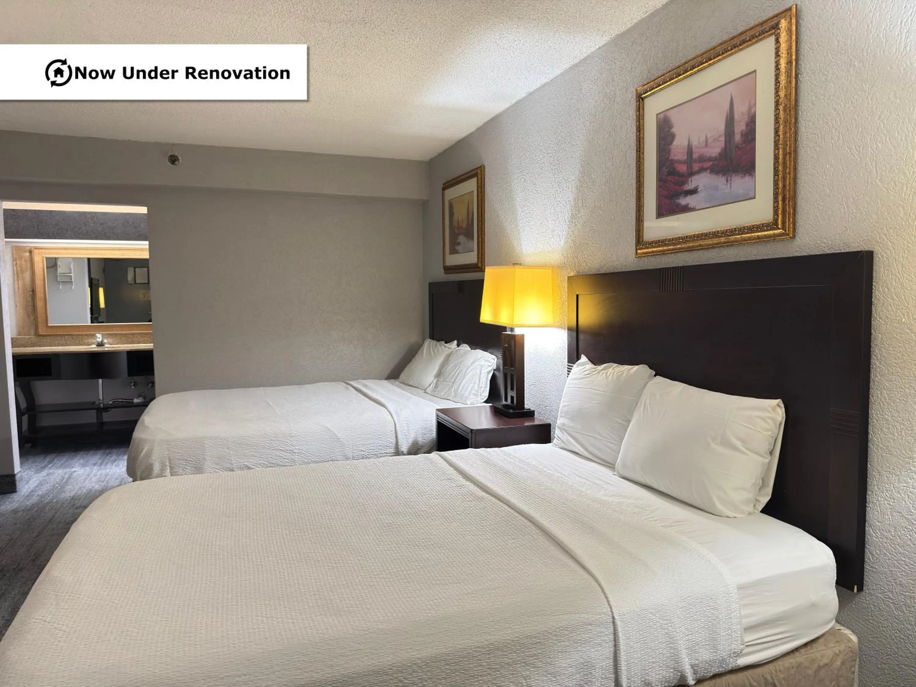 Bed in The Lodge Hotel and Banquets