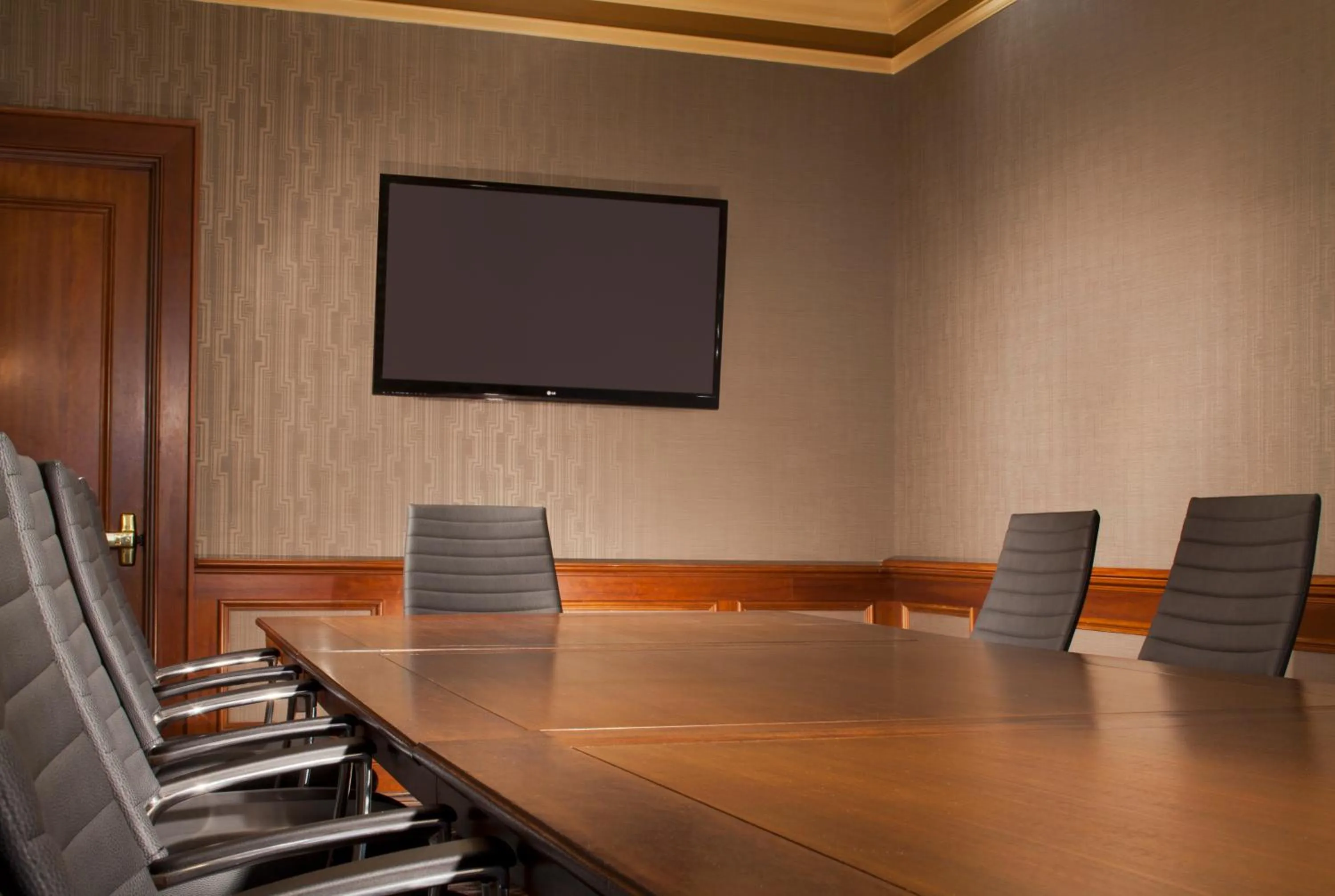 Business facilities in The Ashton Hotel