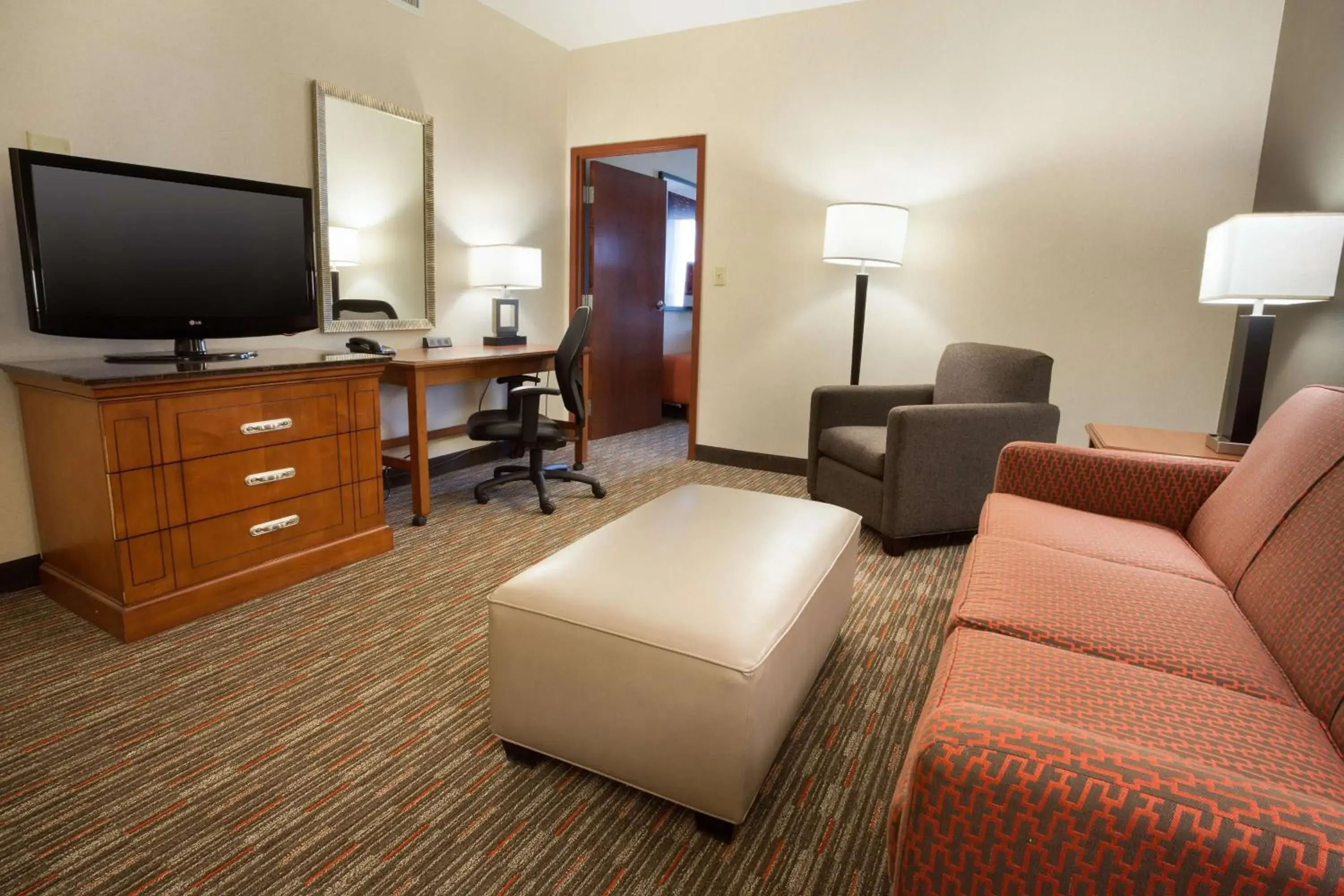 Photo of the whole room in Drury Inn & Suites Columbus Grove City Photo of the whole room in Drury Inn & Suites Columbus Grove City