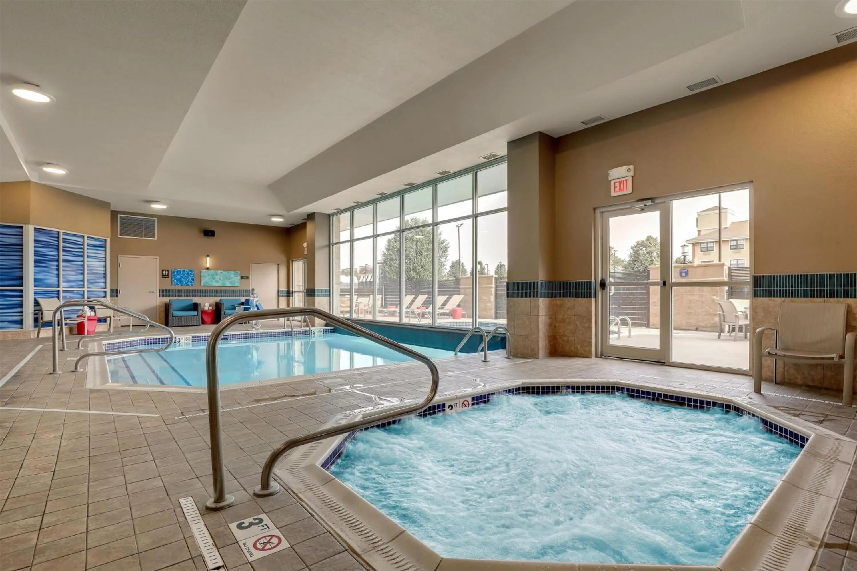 Pool view in Drury Inn & Suites Dayton North