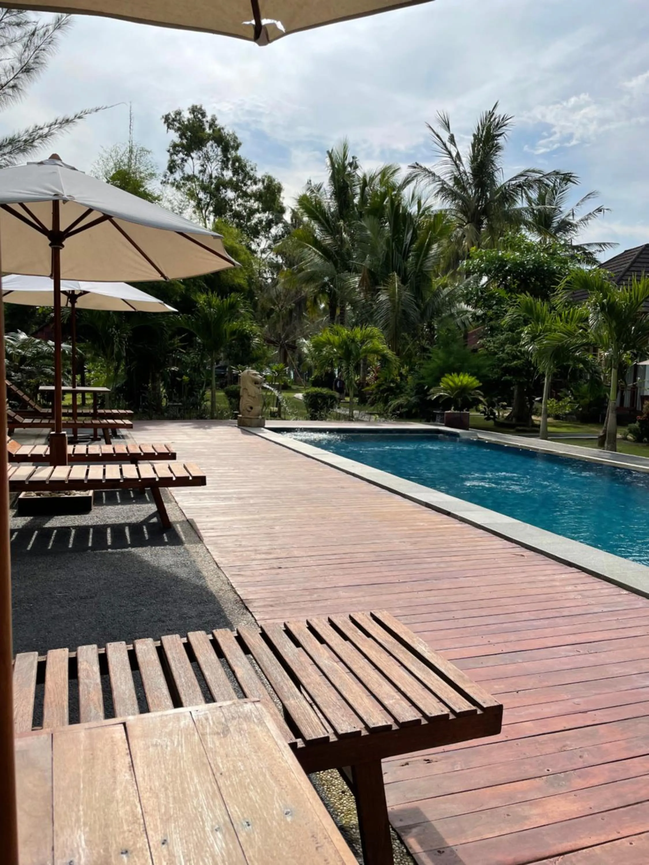 Red island villas