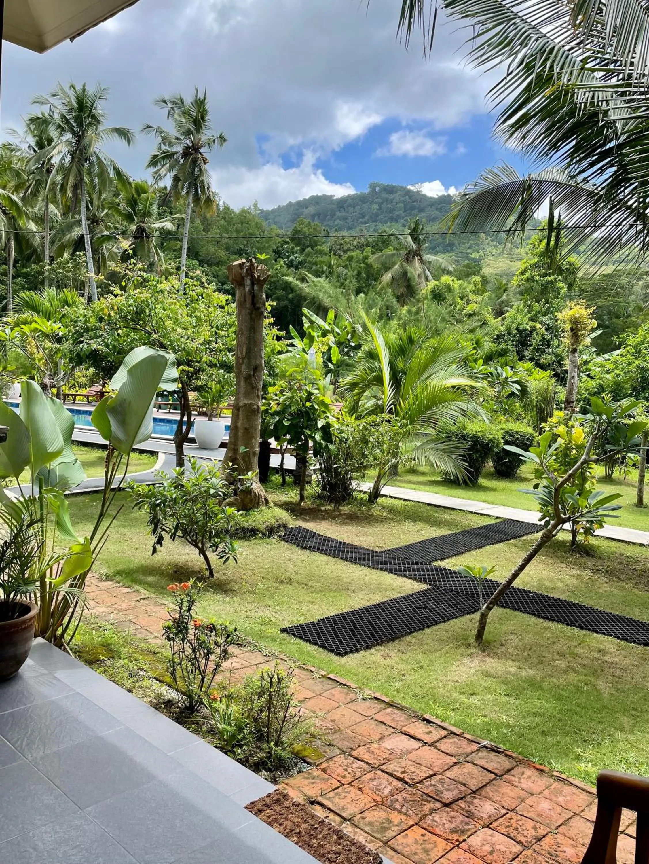 Red island villas
