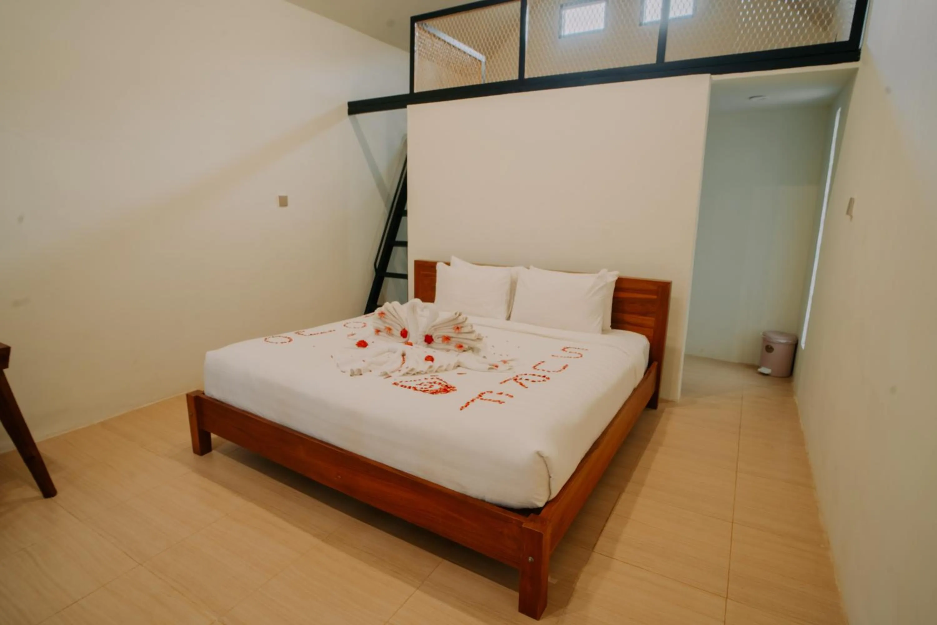 Bedroom, Bed in Red island villas